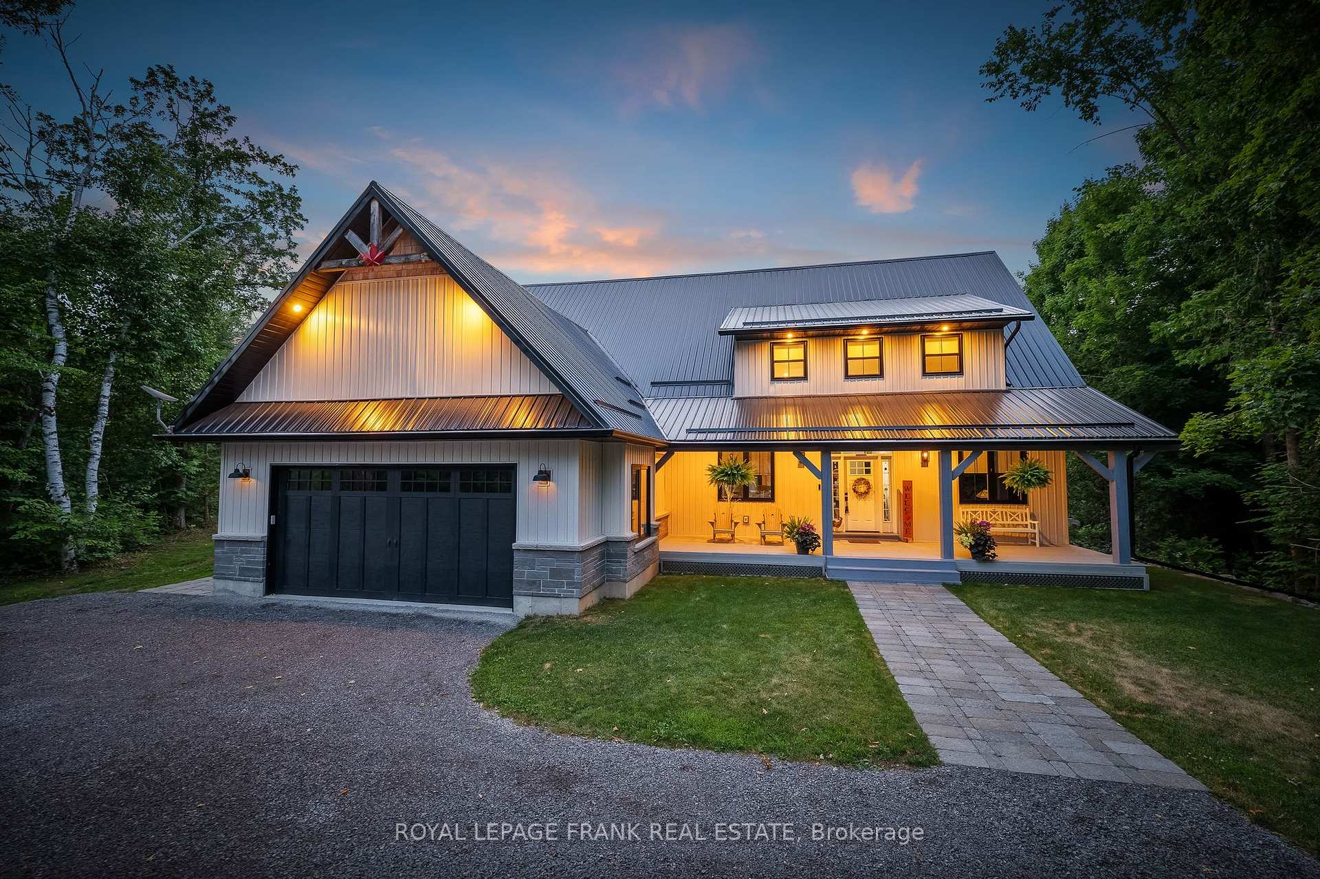 Front of 975 Ray Road