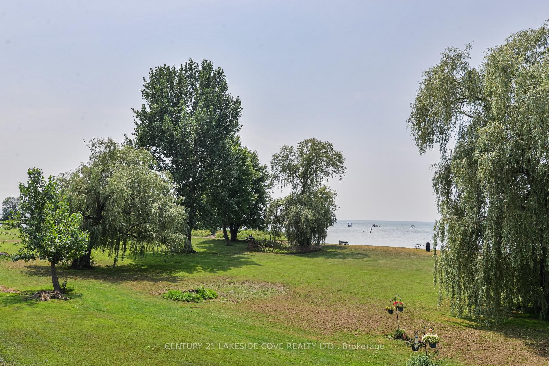 Photo 22 of Unit Unit 5, 4 Paradise Boulevard E, Ramara, Rural Ramara — HOMEH