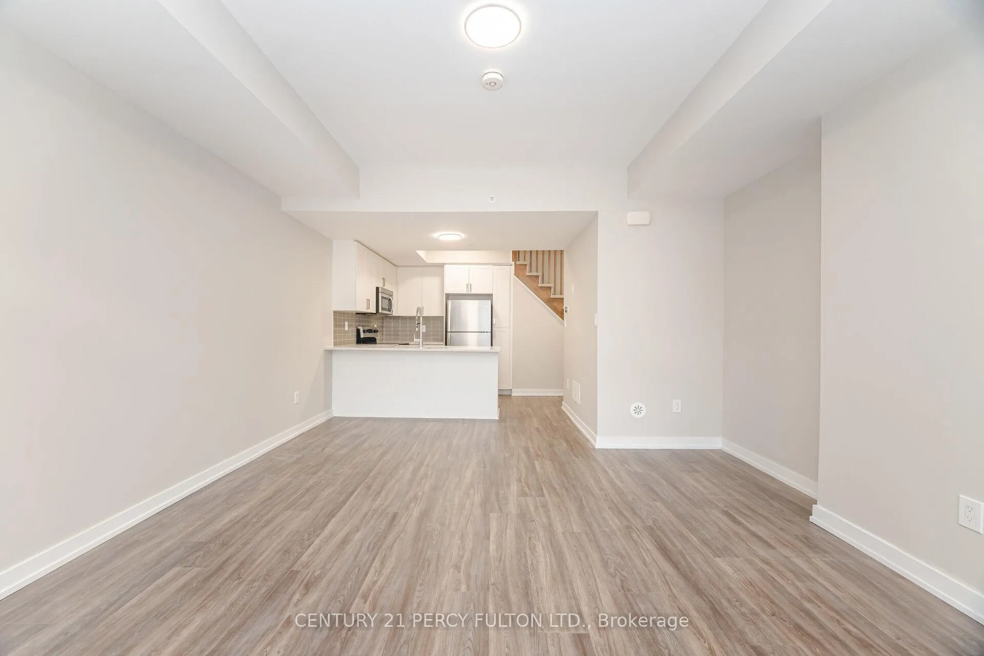 Photo 5 of Unit 516, 1555 Kingston Road, Pickering, Town Centre — HOMEH