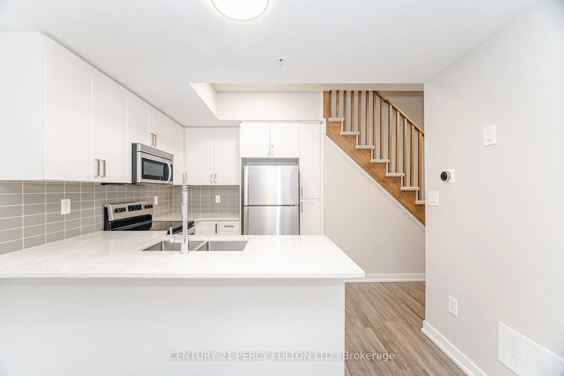 Photo 10 of Unit 516, 1555 Kingston Road, Pickering, Town Centre — HOMEH