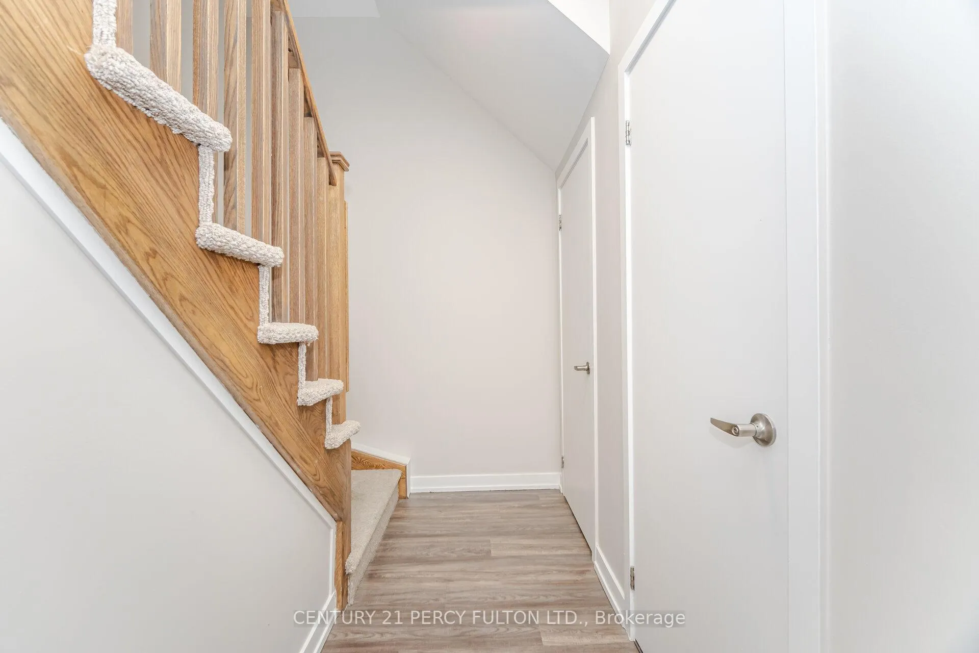 Photo 15 of Unit 516, 1555 Kingston Road, Pickering, Town Centre — HOMEH