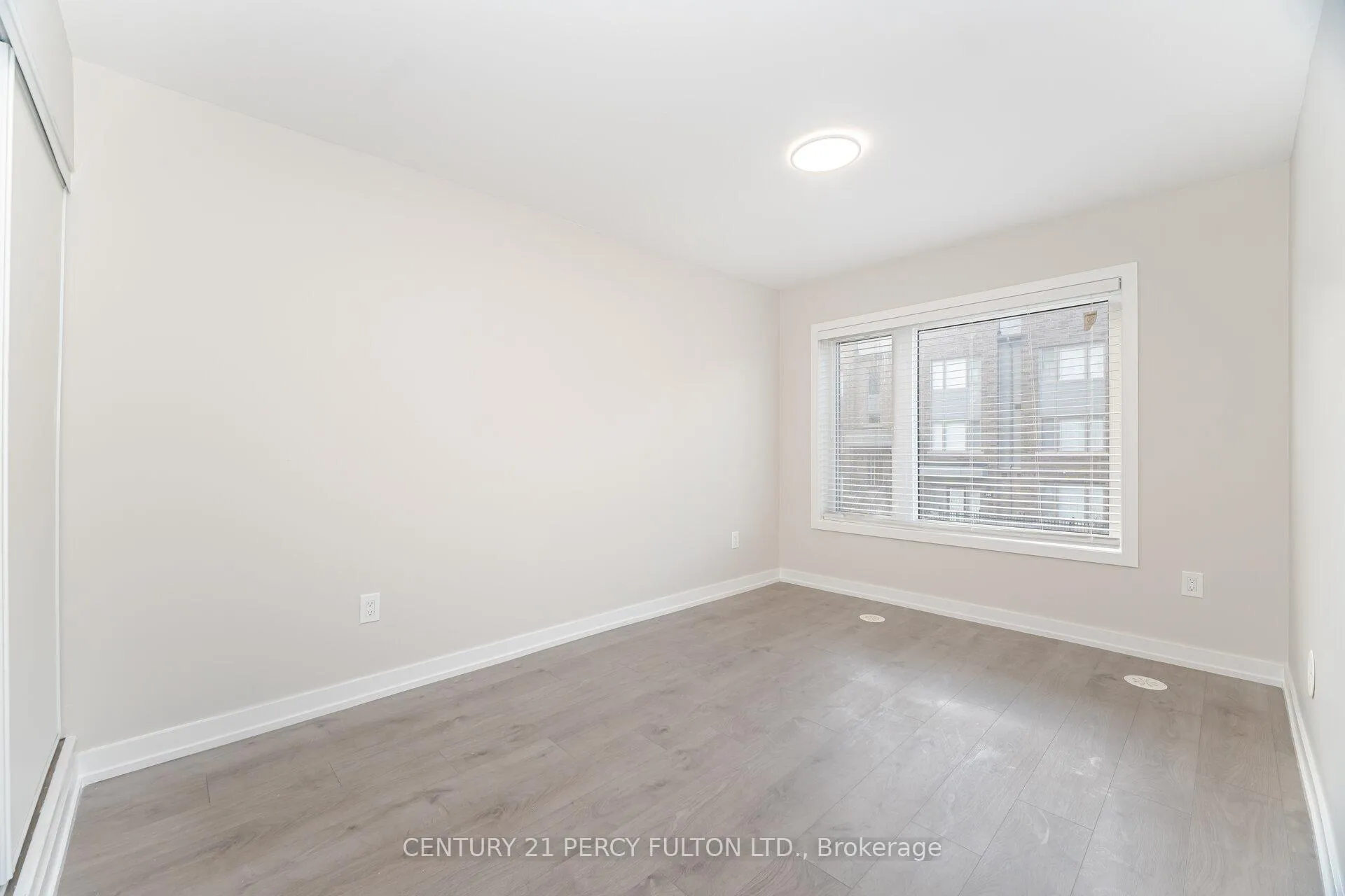 Photo 17 of Unit 516, 1555 Kingston Road, Pickering, Town Centre — HOMEH