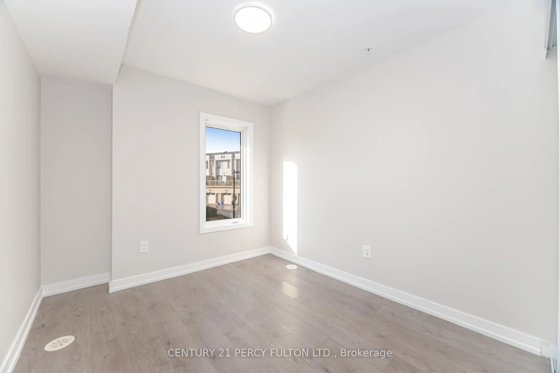 Photo 23 of Unit 516, 1555 Kingston Road, Pickering, Town Centre — HOMEH