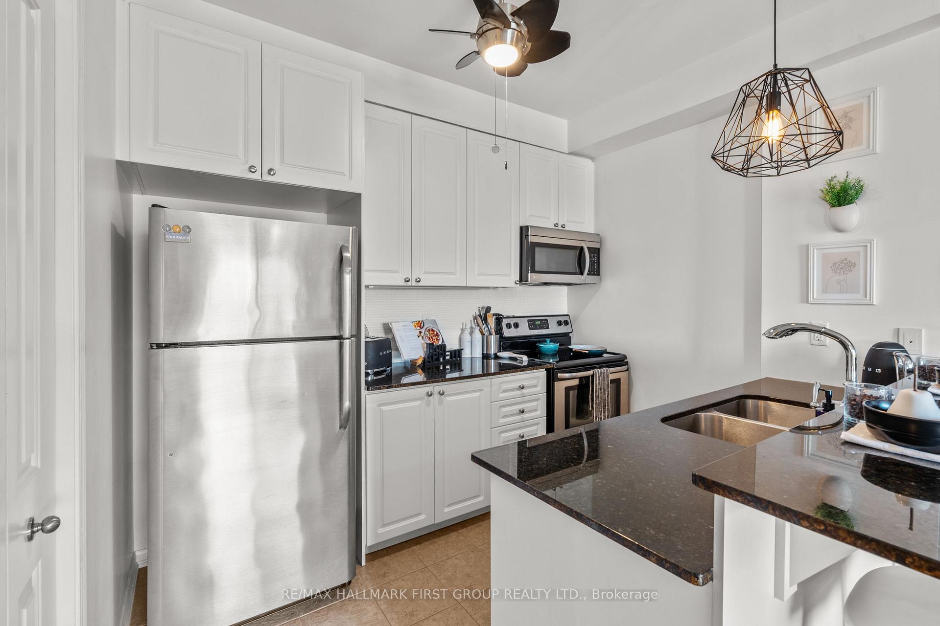 Photo 5 of Unit 203, 1 Sidney Lane, Clarington, Bowmanville — HOMEH