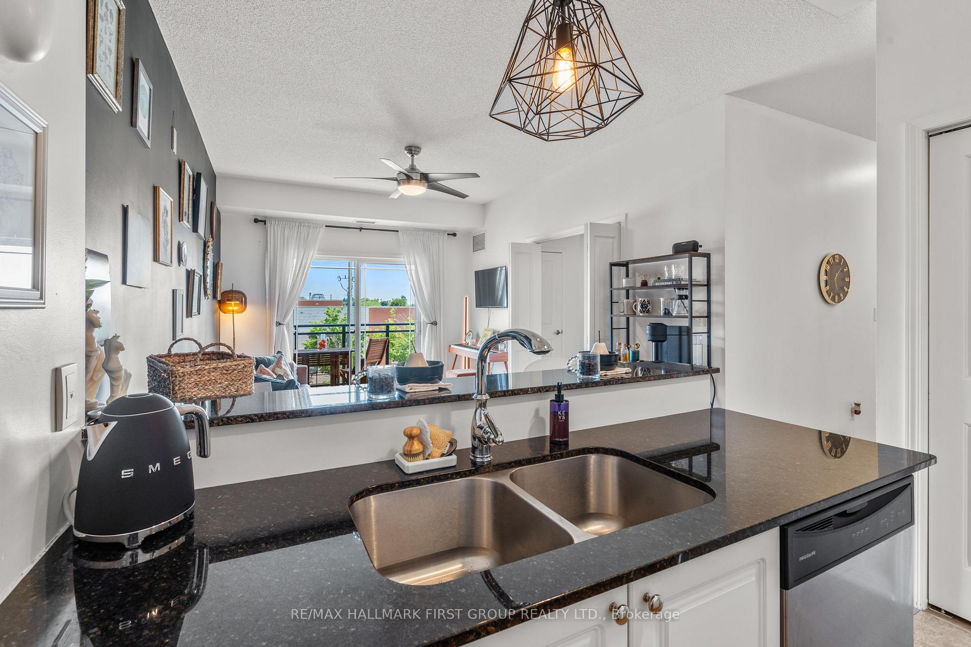 Photo 12 of Unit 203, 1 Sidney Lane, Clarington, Bowmanville — HOMEH