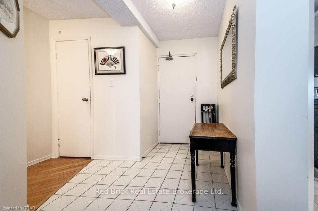 Photo 6 of Unit 404, 22 Marilyn Drive, Guelph, Riverside Park — HOMEH