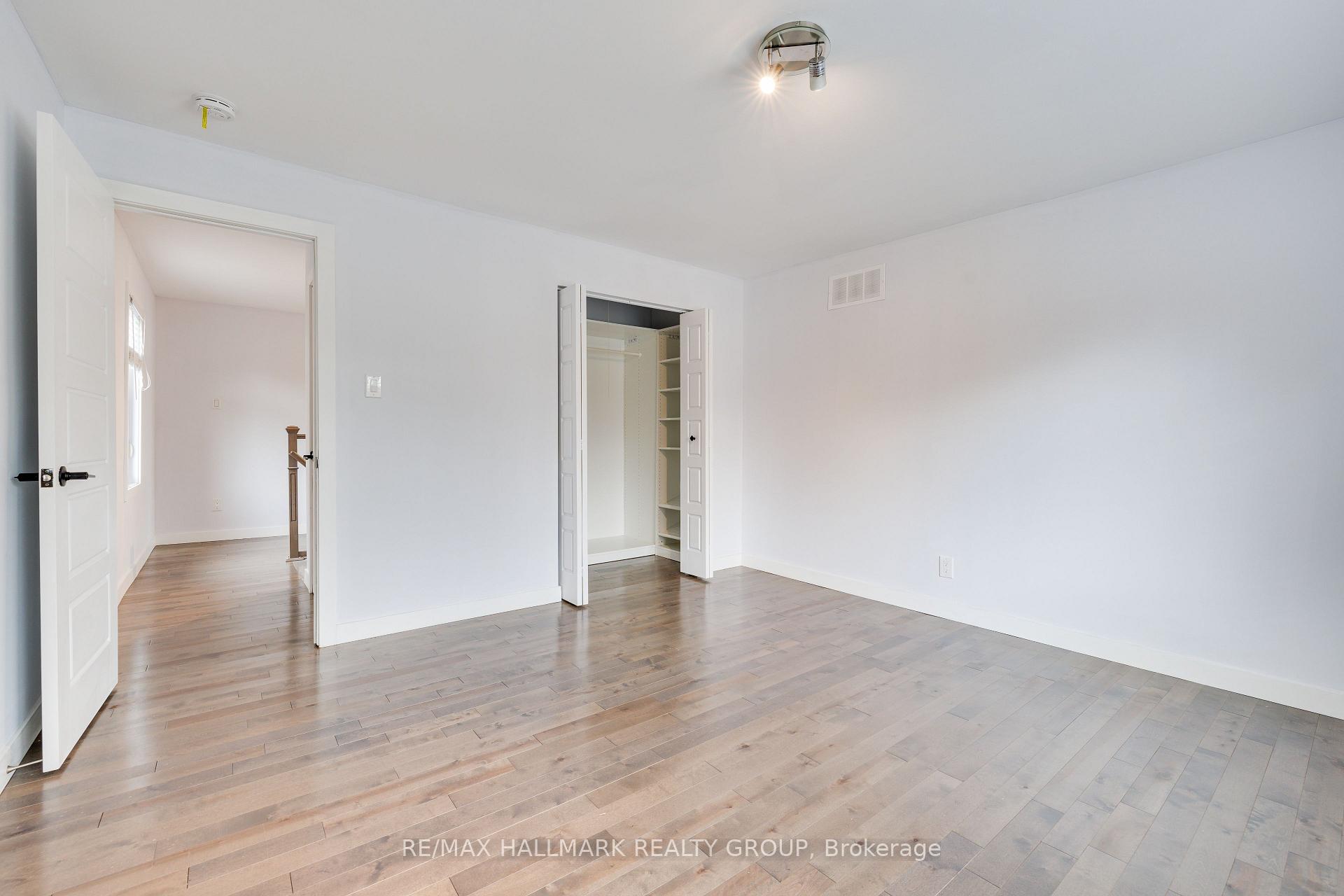 Photo 20 of 900 Wingate Drive, Ottawa, Elmvale Acres/Urbandale — HOMEH
