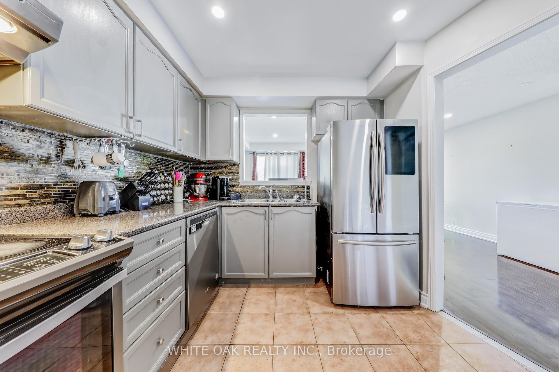 Photo 12 of Unit 26, 1867 Kingston Road, Pickering, Village East — HOMEH