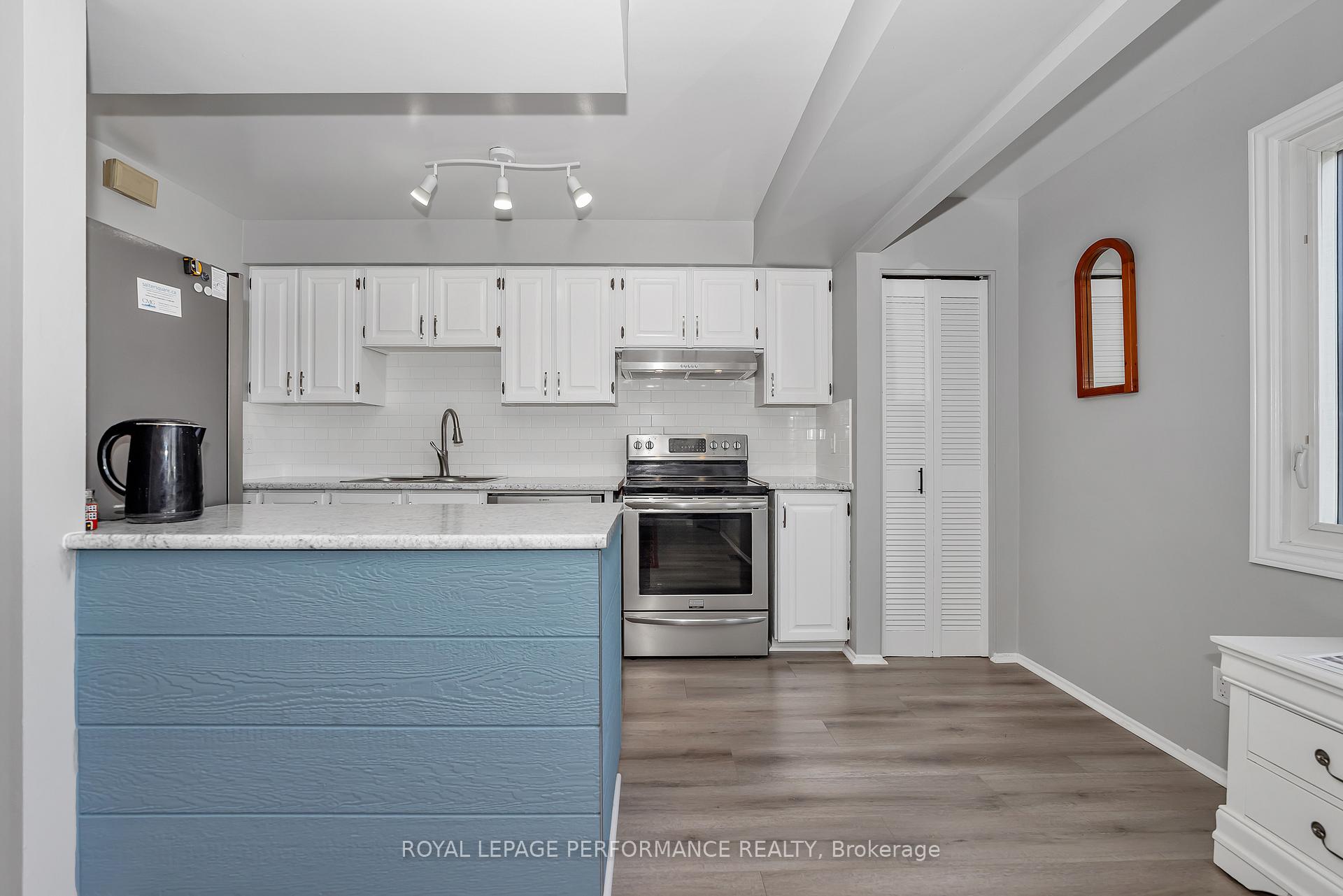 Photo 9 of 302 Salter Crescent, Ottawa, Kanata - Beaverbrook — HOMEH