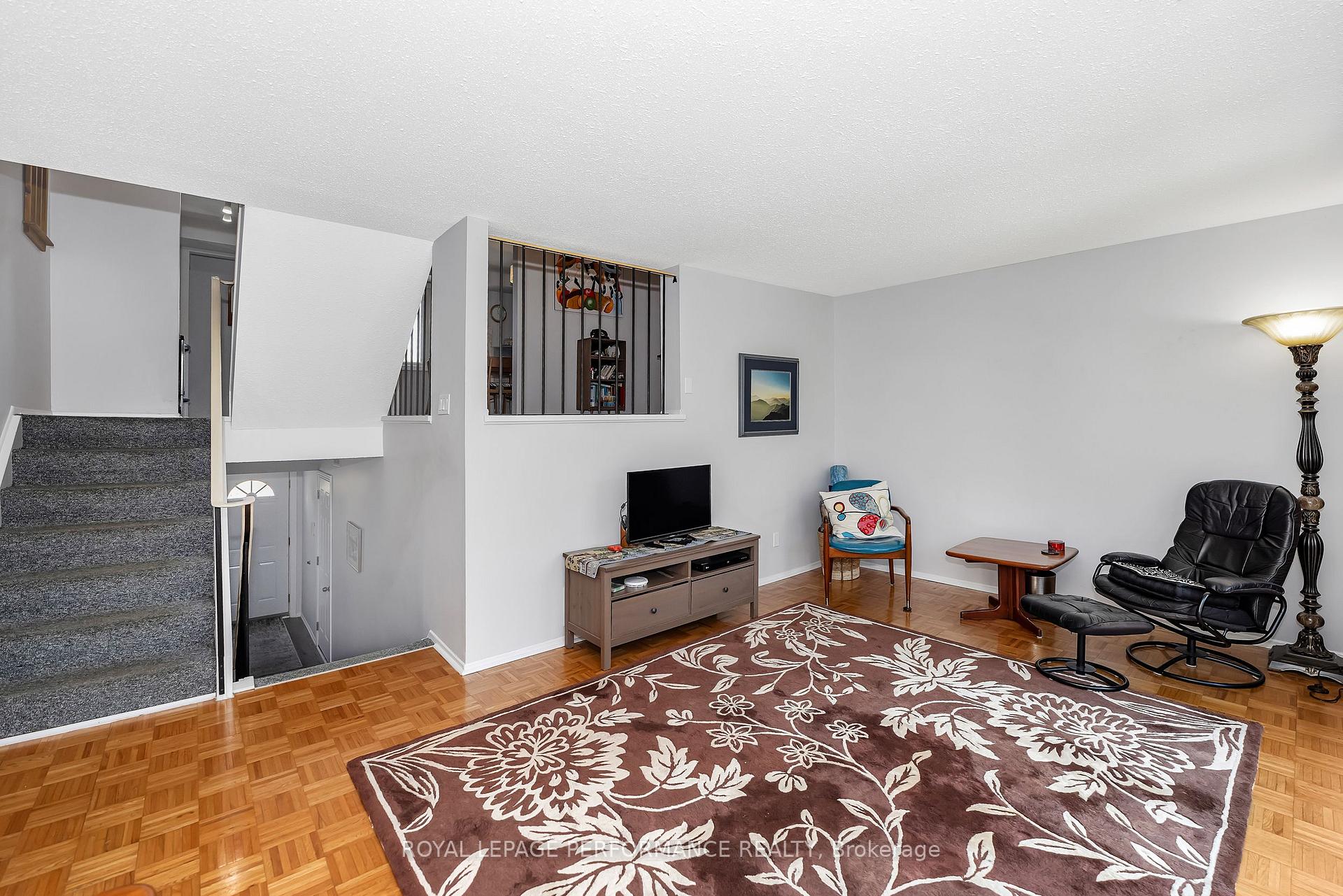 Photo 16 of 302 Salter Crescent, Ottawa, Kanata - Beaverbrook — HOMEH