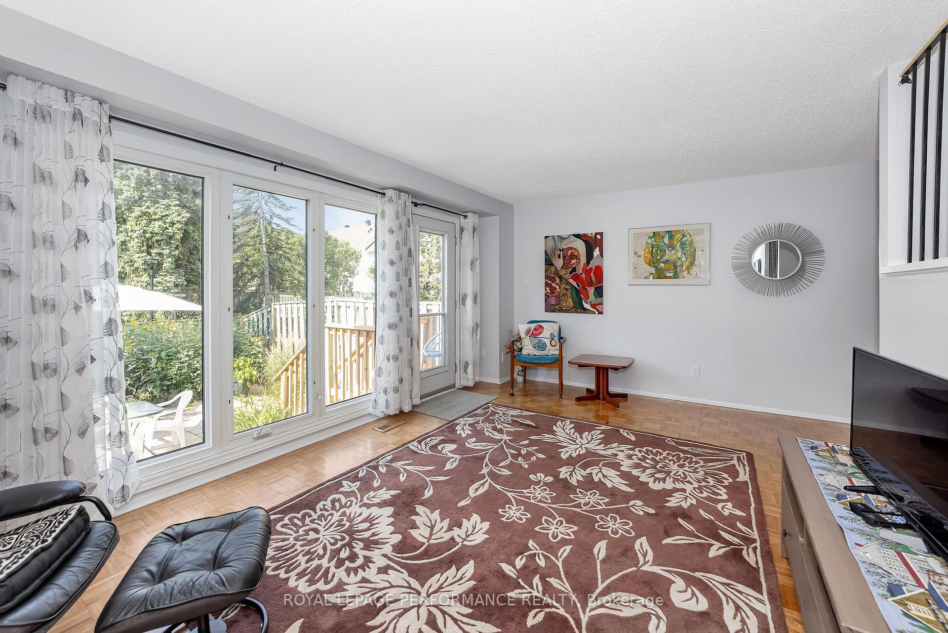 Photo 18 of 302 Salter Crescent, Ottawa, Kanata - Beaverbrook — HOMEH