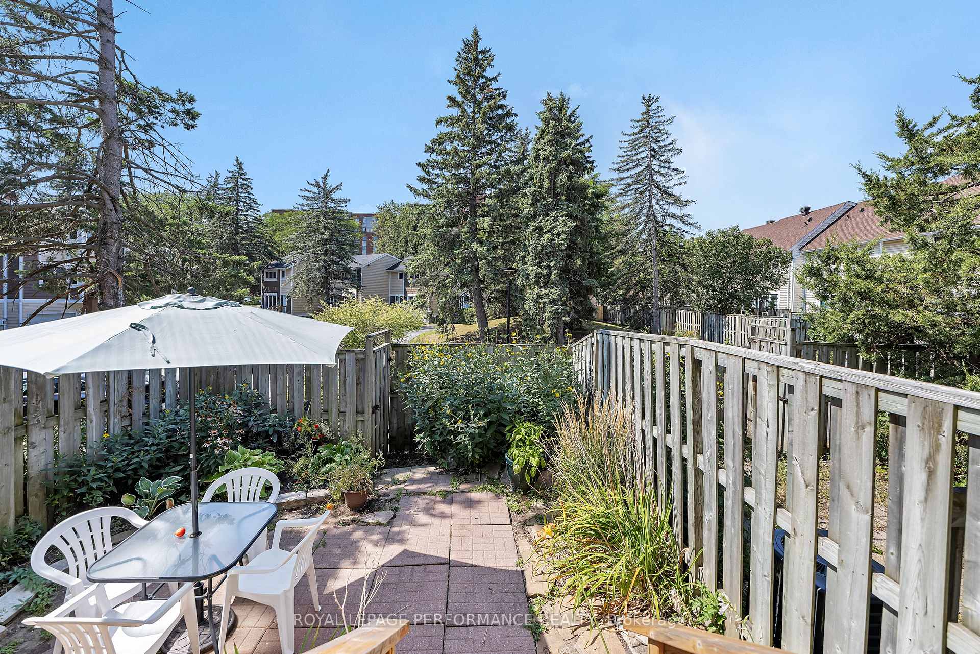 Photo 19 of 302 Salter Crescent, Ottawa, Kanata - Beaverbrook — HOMEH