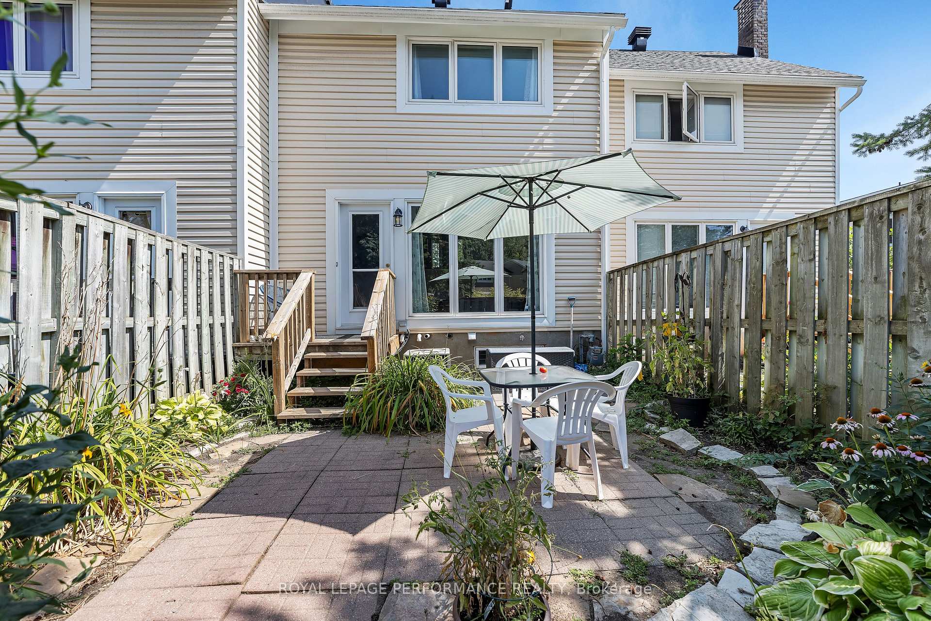 Photo 20 of 302 Salter Crescent, Ottawa, Kanata - Beaverbrook — HOMEH