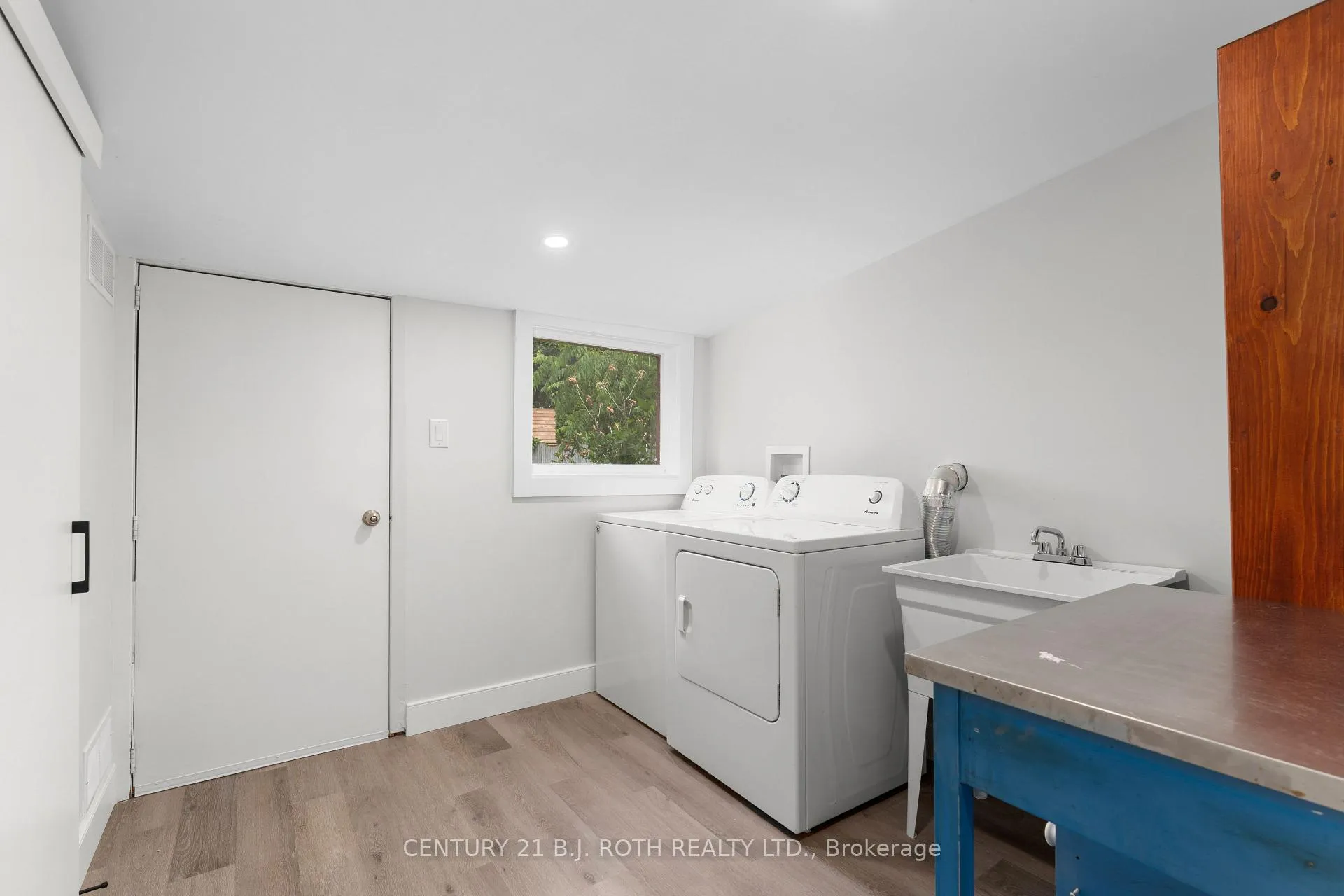 Photo 13 of 33 Minnesota Street, Collingwood — HOMEH