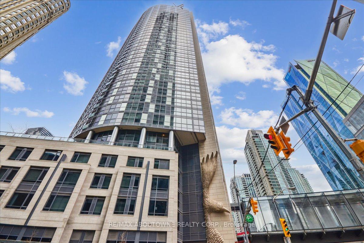 Photo 1 of Unit 304, 1 The Esplanade Drive, Toronto, Waterfront Communities — HOMEH