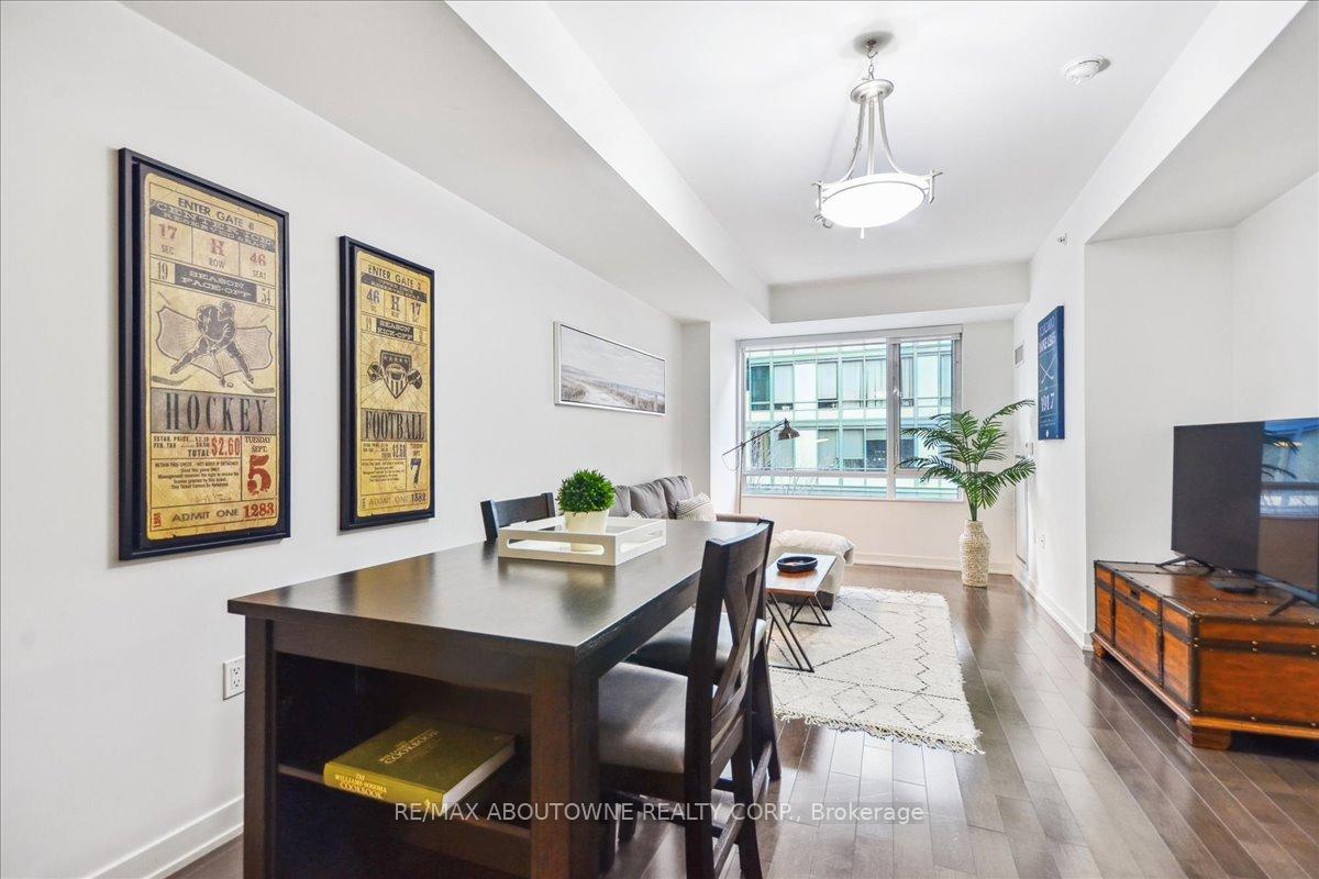 Photo 7 of Unit 304, 1 The Esplanade Drive, Toronto, Waterfront Communities — HOMEH