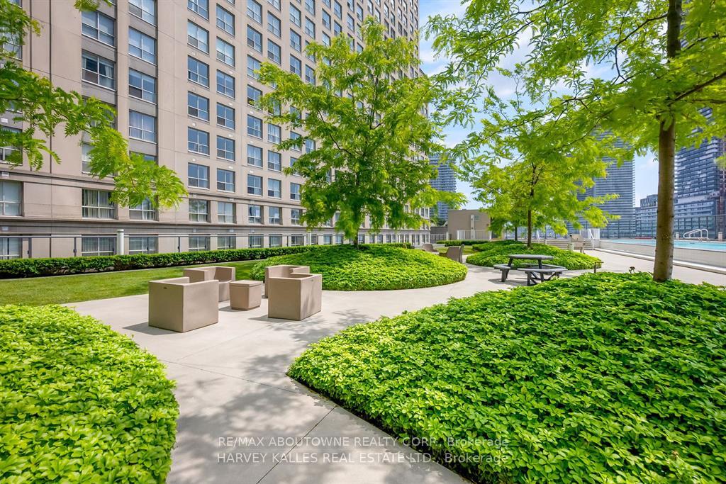 Photo 24 of Unit 304, 1 The Esplanade Drive, Toronto, Waterfront Communities — HOMEH