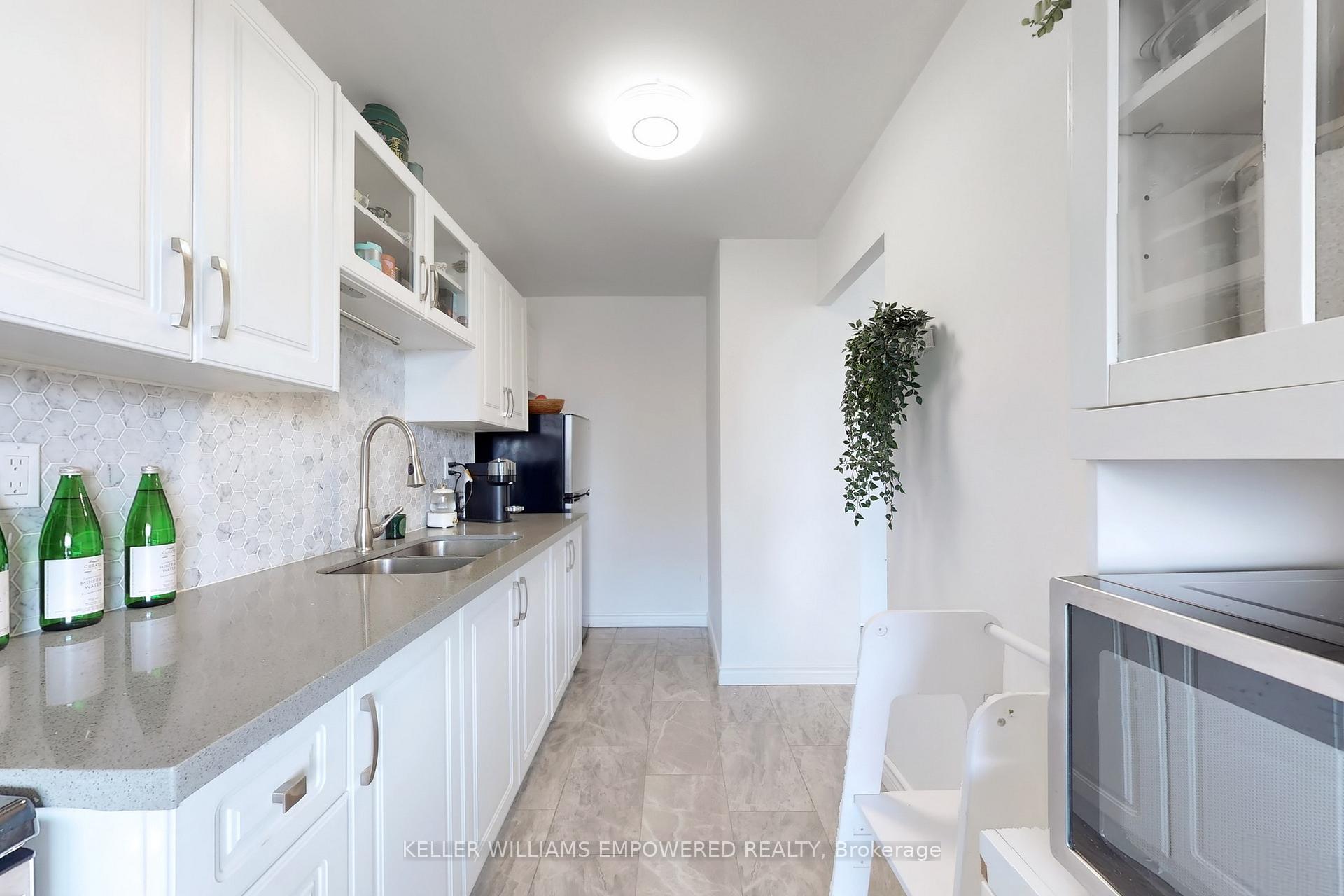 Photo 7 of Unit 416, 4060 Lawrence Avenue E, Scarborough, West Hill — HOMEH