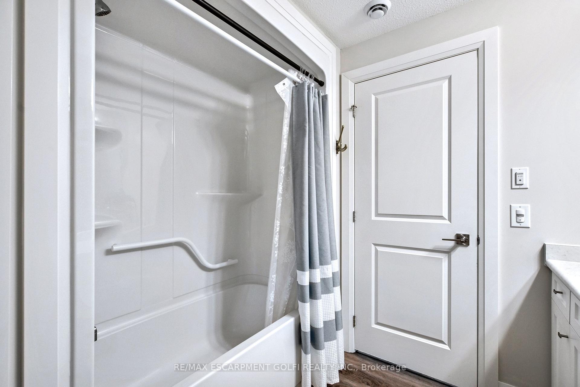 Photo 20 of Unit 111, 120 Summersides Boulevard, Pelham, Fonthill — HOMEH