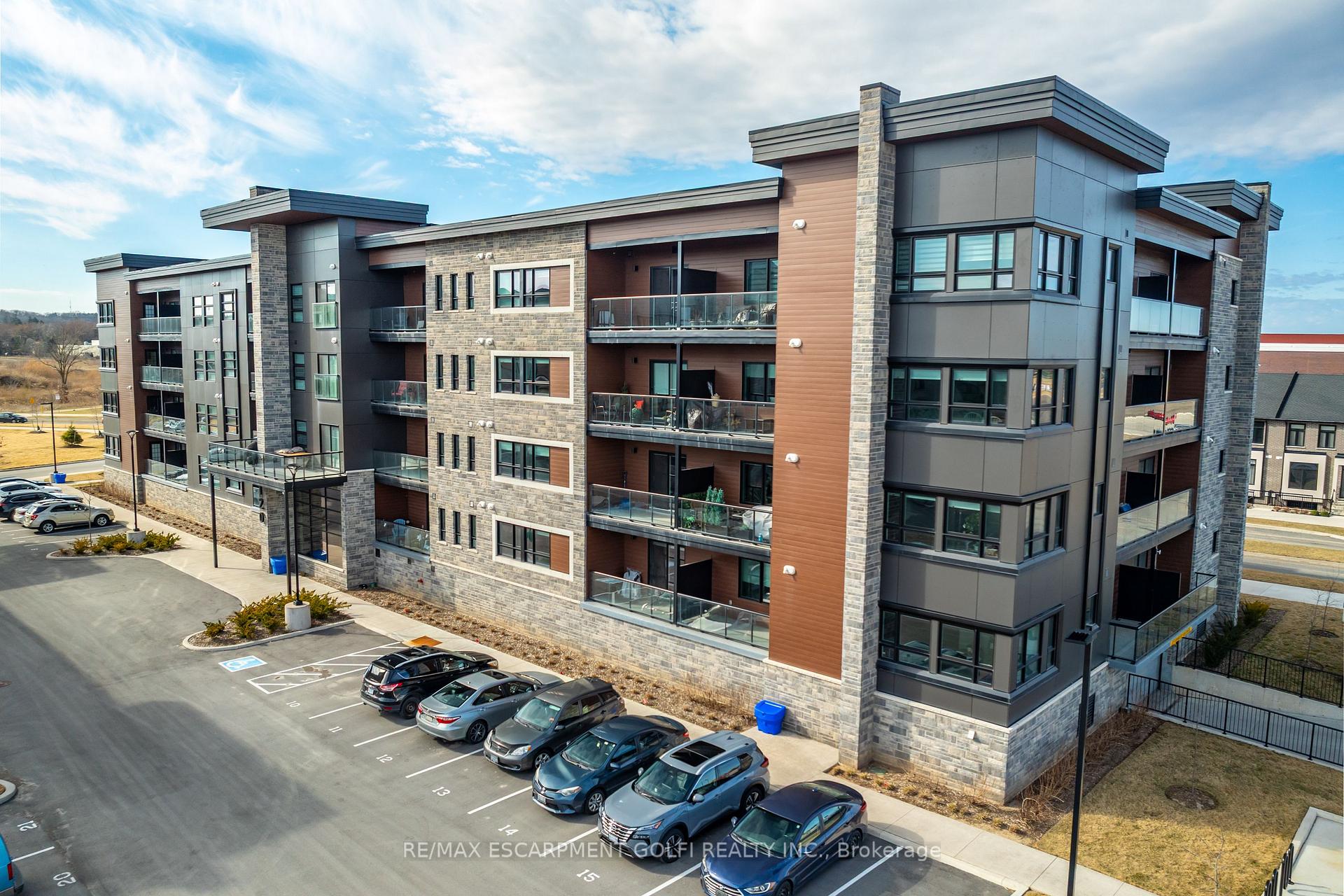 Photo 25 of Unit 111, 120 Summersides Boulevard, Pelham, Fonthill — HOMEH