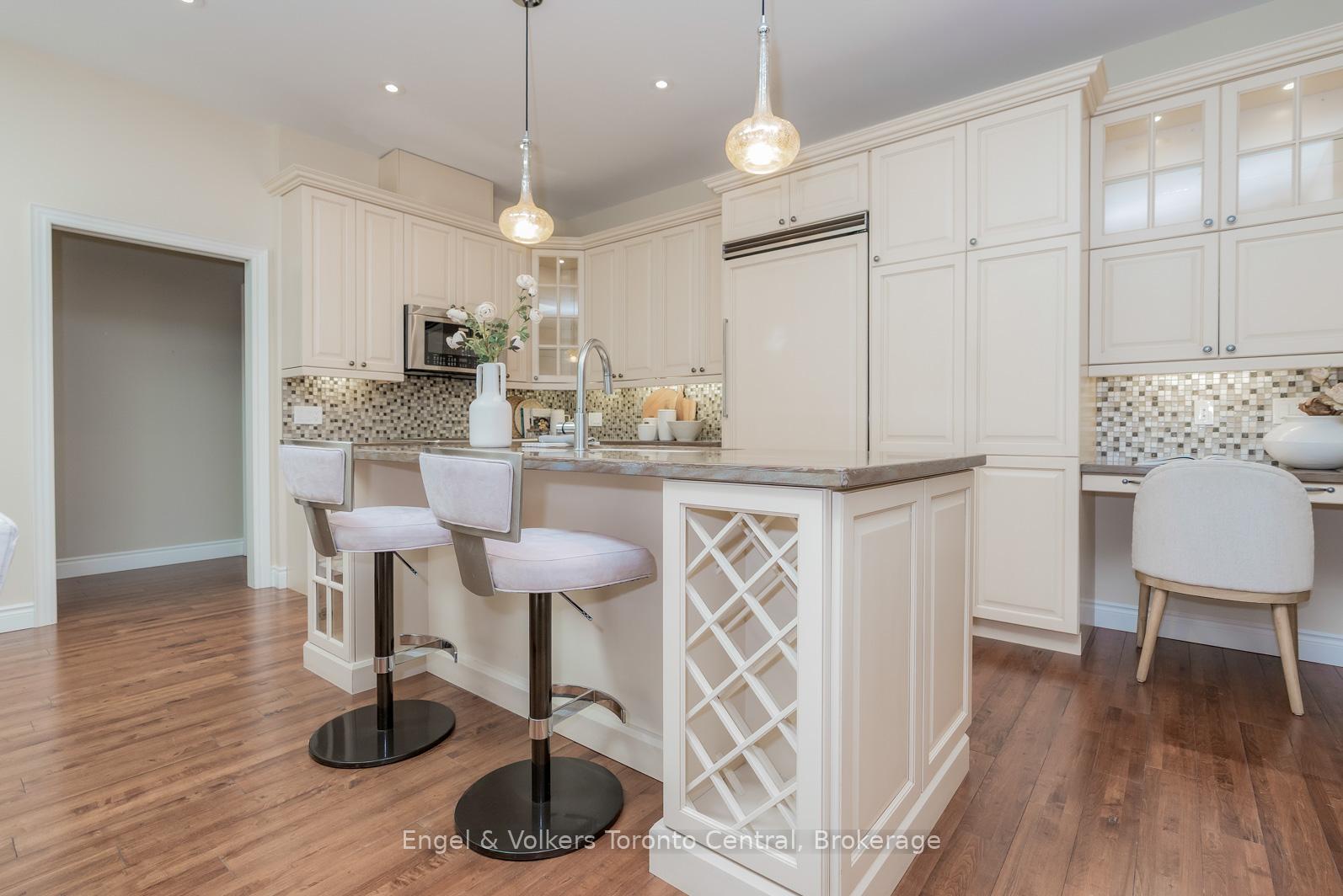 Photo 10 of Unit 5, 100 Second Street, Collingwood — HOMEH