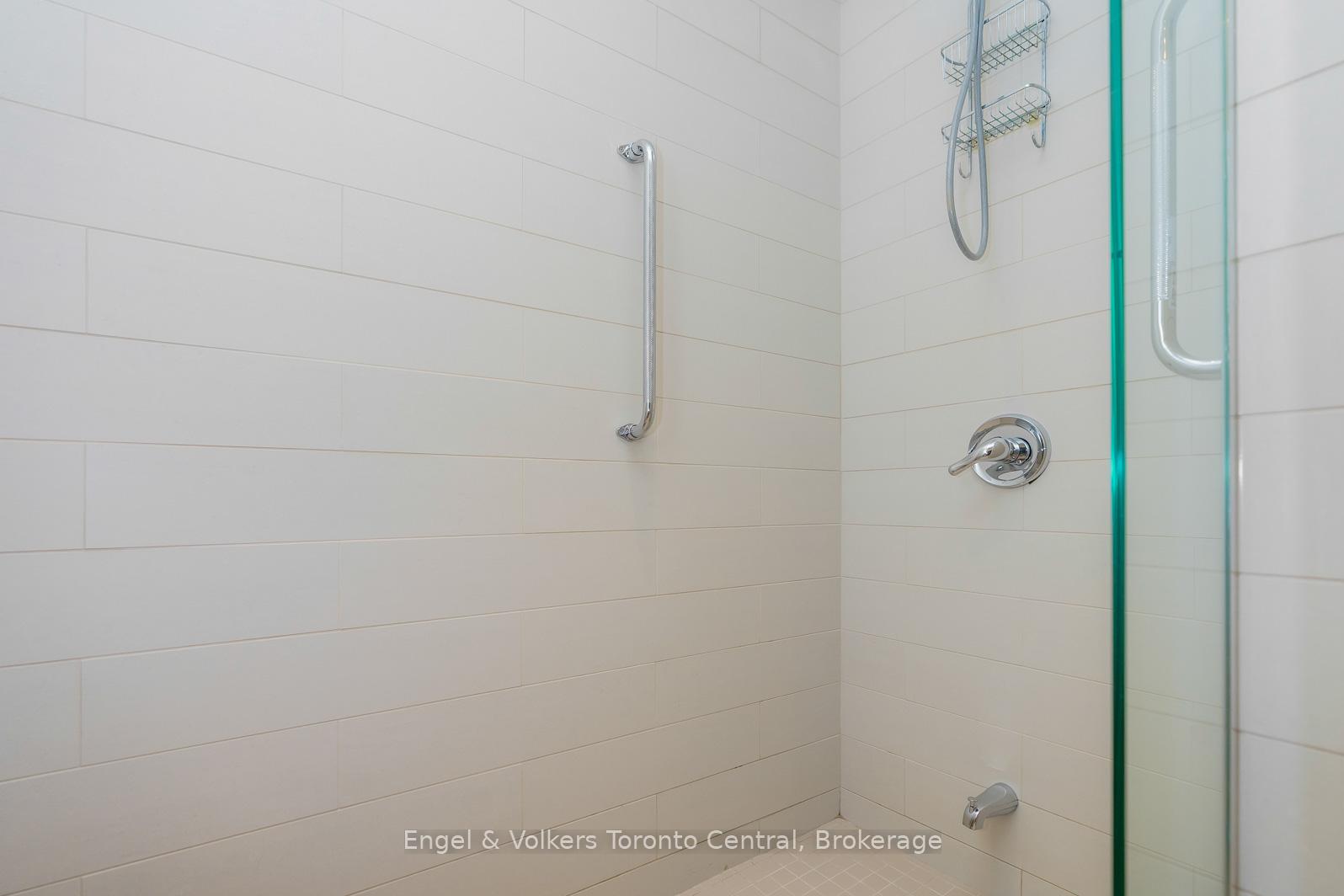 Photo 22 of Unit 5, 100 Second Street, Collingwood — HOMEH