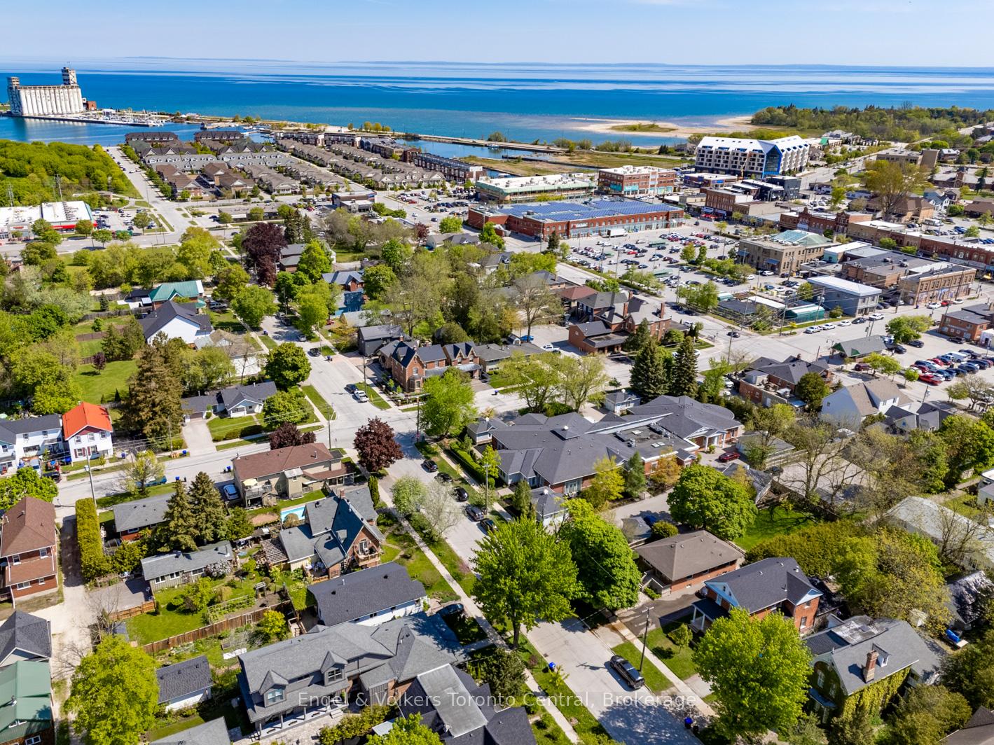 Photo 35 of Unit 5, 100 Second Street, Collingwood — HOMEH