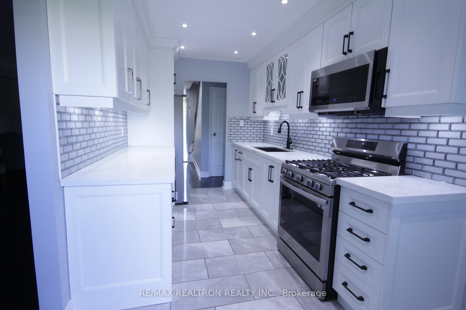 Photo 8 of Unit 63, 1330 Trowbridge Drive, Oshawa, Centennial — HOMEH