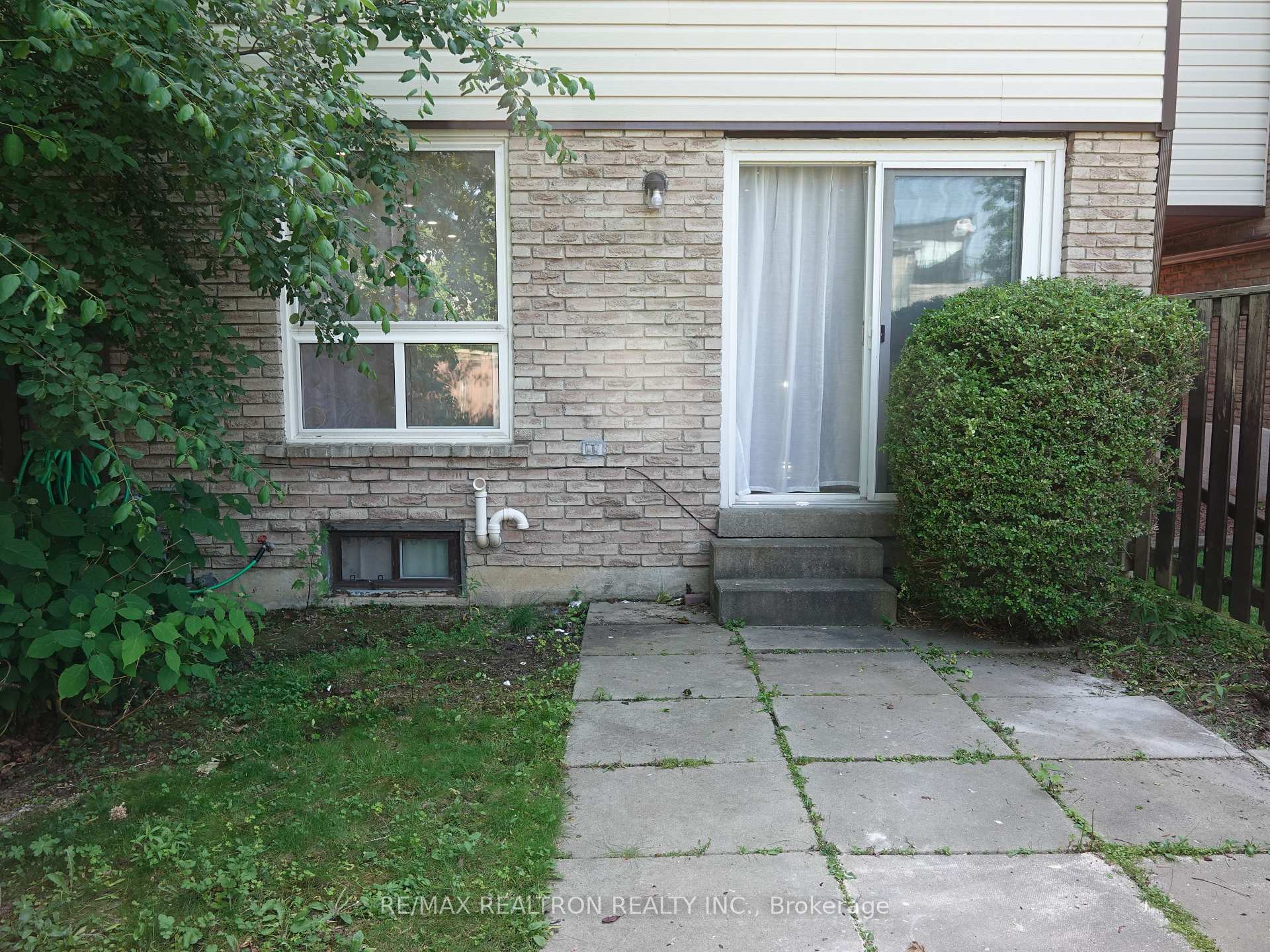 Photo 32 of Unit 63, 1330 Trowbridge Drive, Oshawa, Centennial — HOMEH