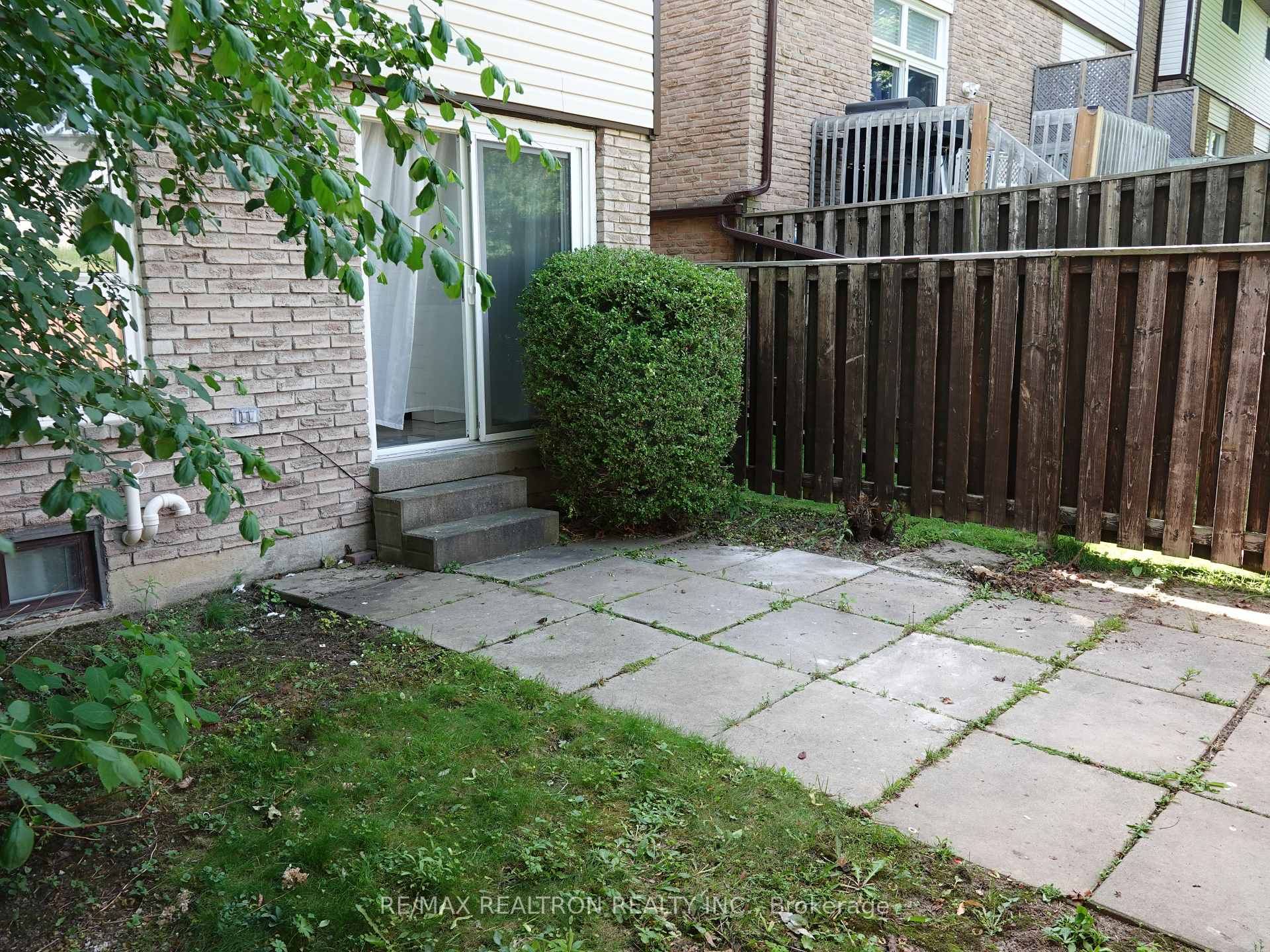 Photo 33 of Unit 63, 1330 Trowbridge Drive, Oshawa, Centennial — HOMEH