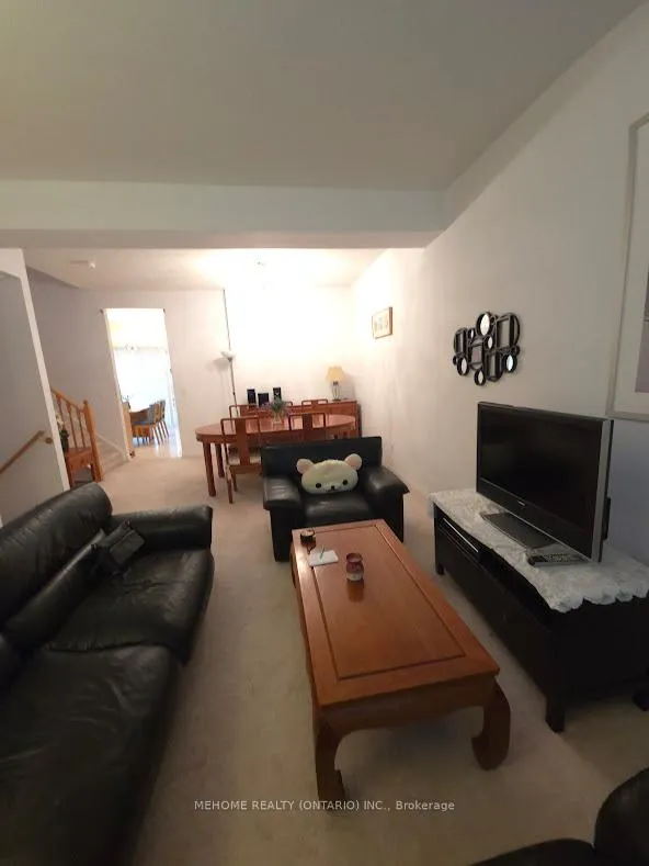 Photo 3 of Unit 6, 15 St Moritz Way, Markham, Unionville — HOMEH