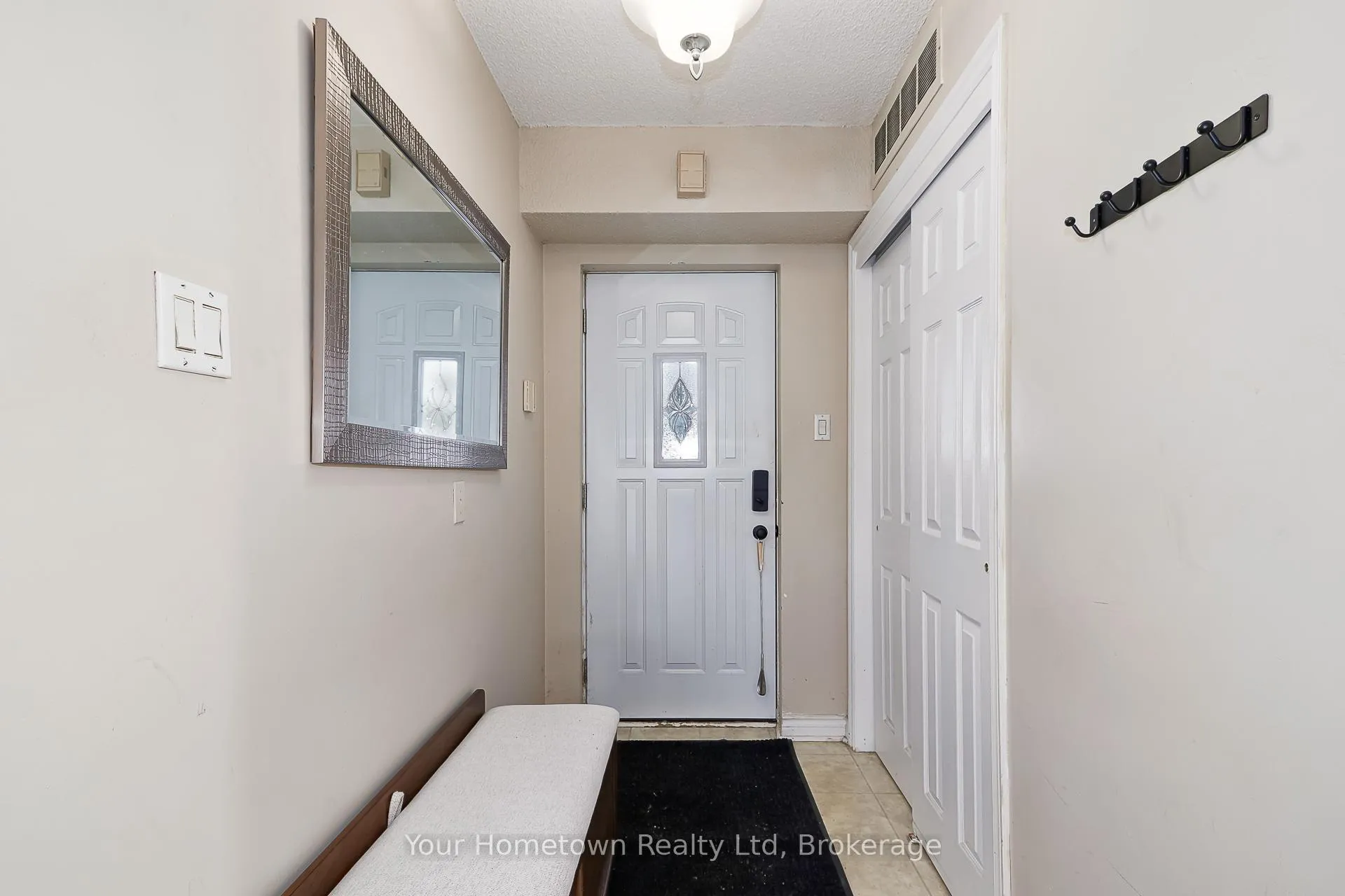 Photo 3 of Unit 9, 10 Mulligan Lane, Wasaga Beach — HOMEH