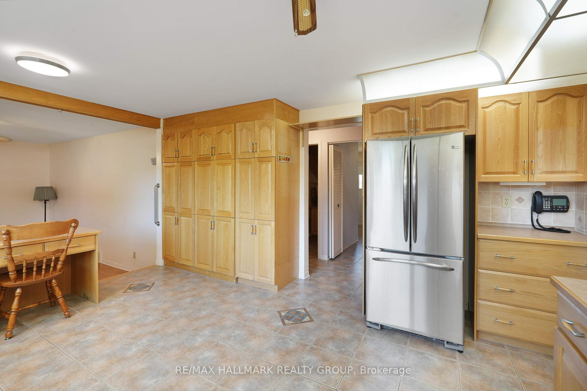 Photo 14 of 1 Northview Road, Ottawa, City View/Skyline/Fisher Heights/Parkwood Hills — HOMEH
