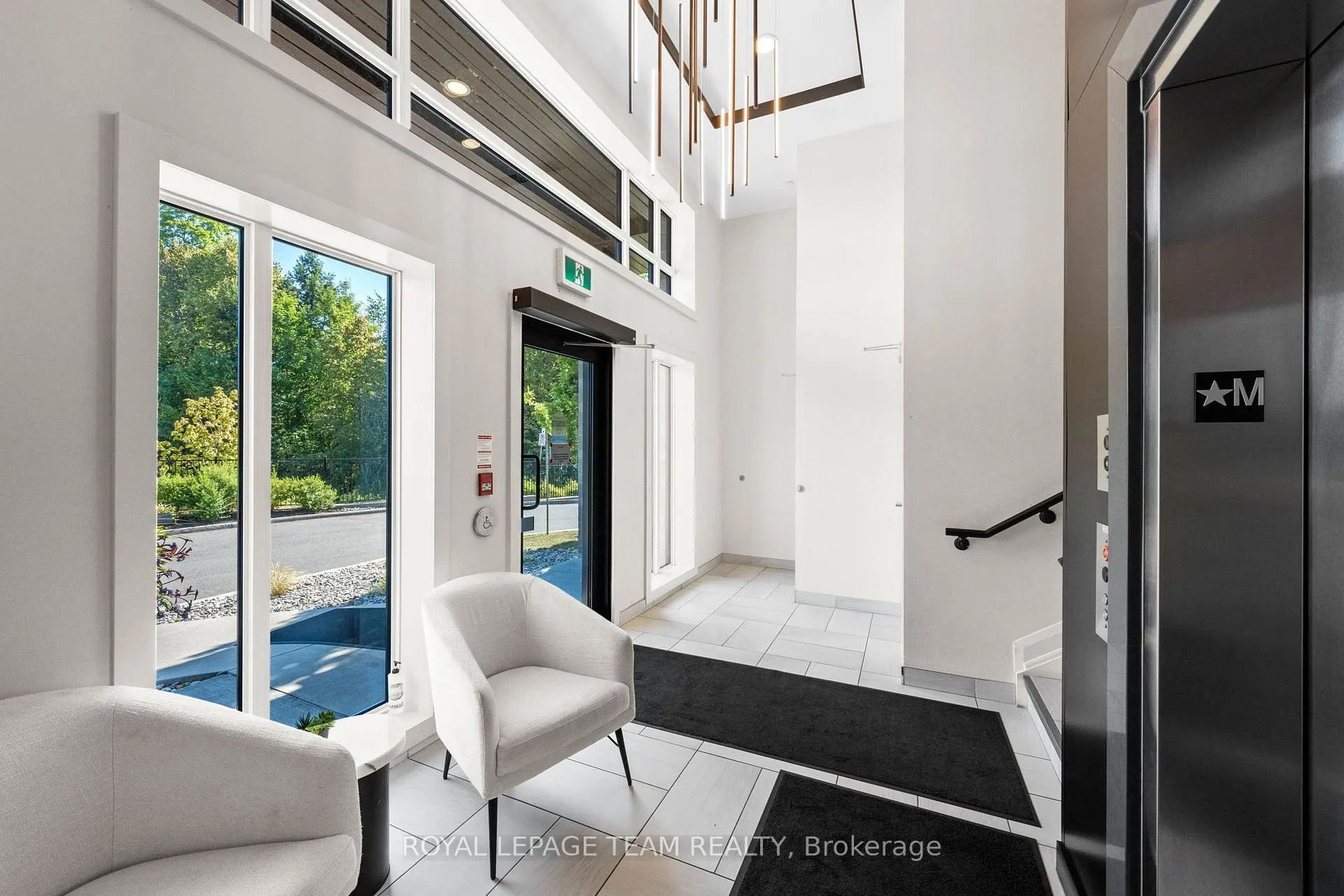 Photo 3 of Unit 301, 110 Cortile Private, Ottawa, Riverside South/Gloucester Glen — HOMEH