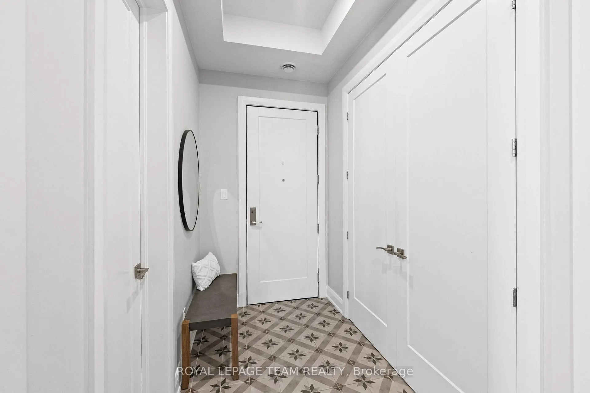 Photo 6 of Unit 301, 110 Cortile Private, Ottawa, Riverside South/Gloucester Glen — HOMEH