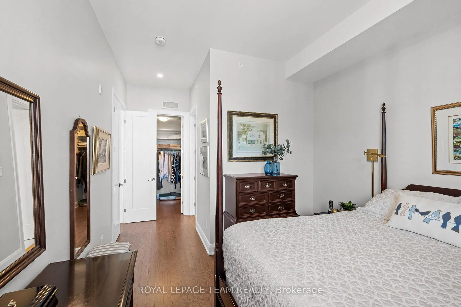 Photo 20 of Unit 301, 110 Cortile Private, Ottawa, Riverside South/Gloucester Glen — HOMEH