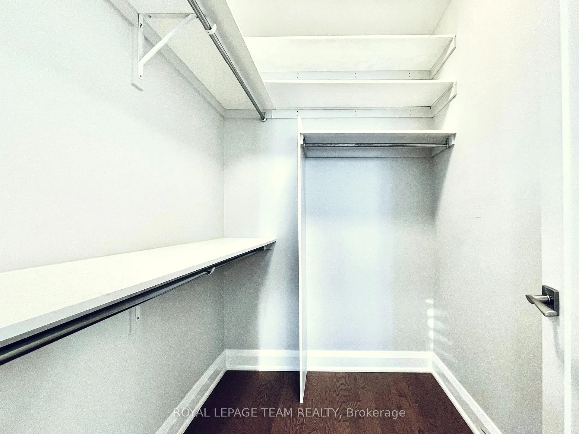 Photo 22 of Unit 301, 110 Cortile Private, Ottawa, Riverside South/Gloucester Glen — HOMEH