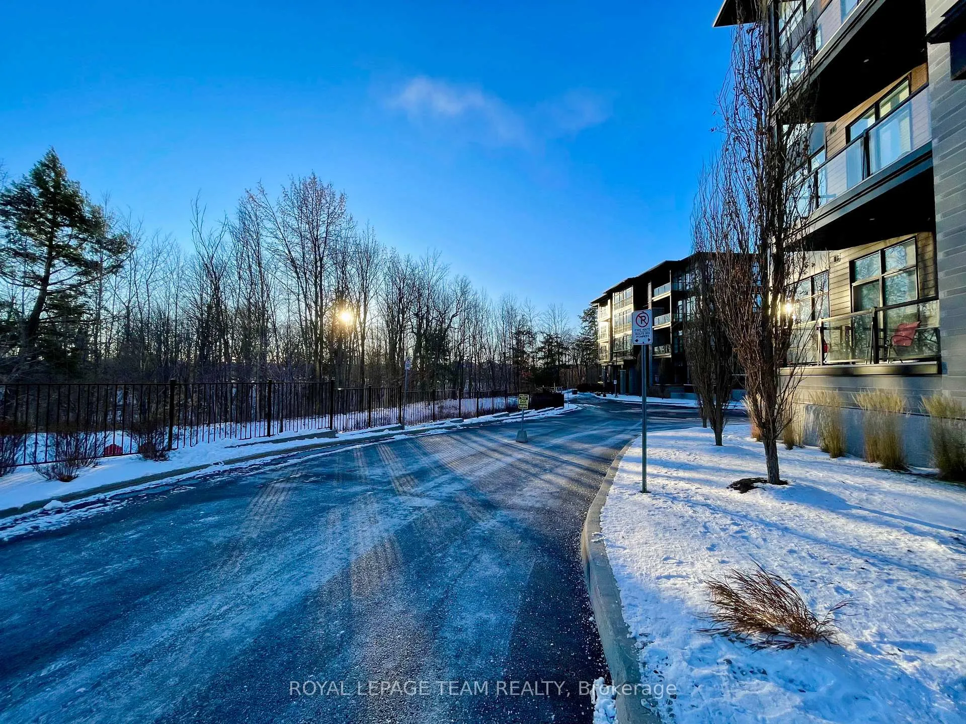 Photo 36 of Unit 301, 110 Cortile Private, Ottawa, Riverside South/Gloucester Glen — HOMEH