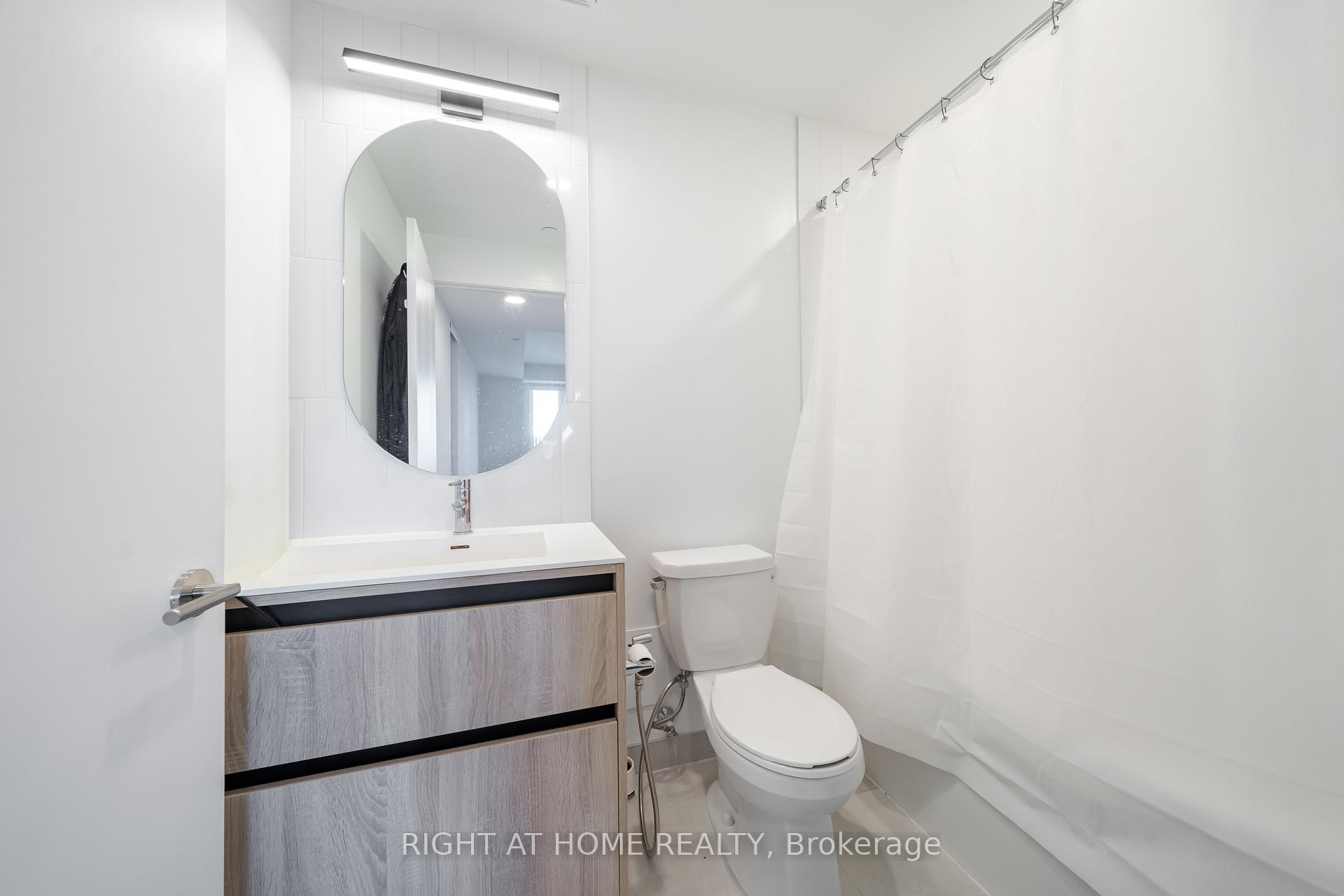 Photo 18 of Unit 211, 7950 Bathurst Street, Vaughan, Beverley Glen — HOMEH