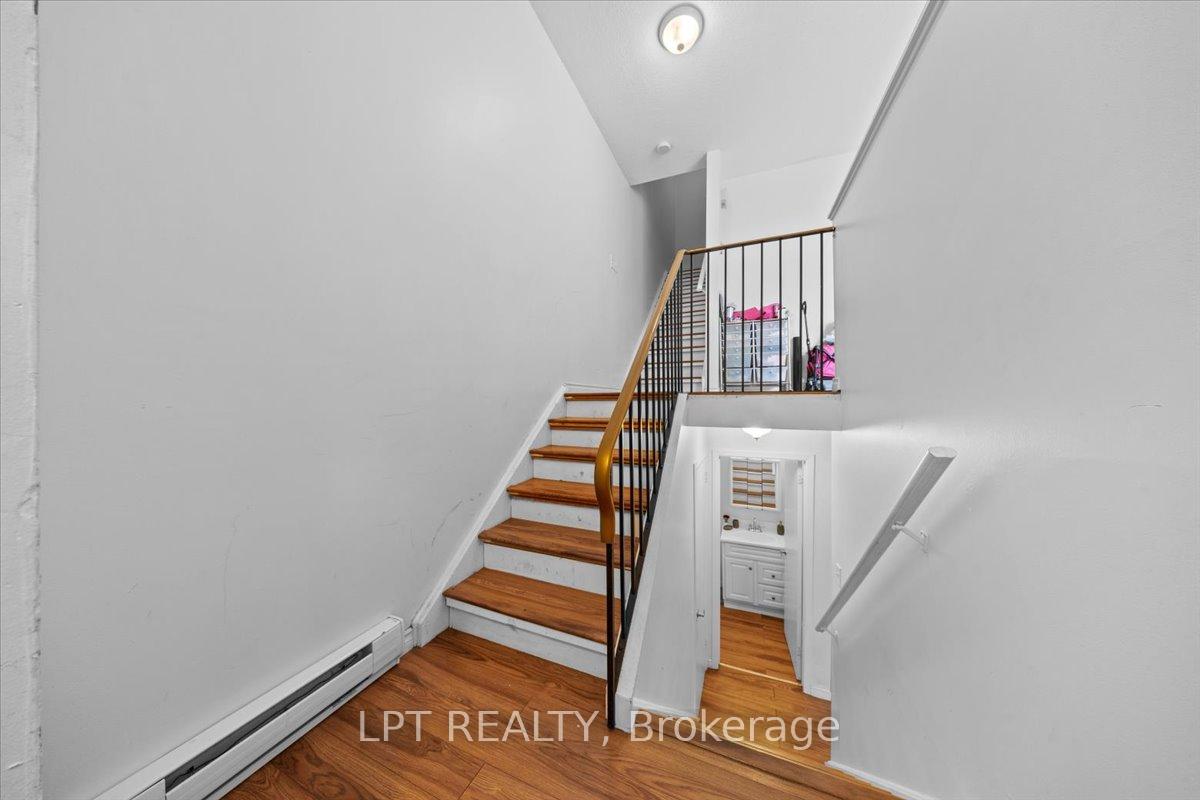 Photo 5 of Unit F, 9F Banner Road, Ottawa, Sheahan Estates/Trend Village — HOMEH