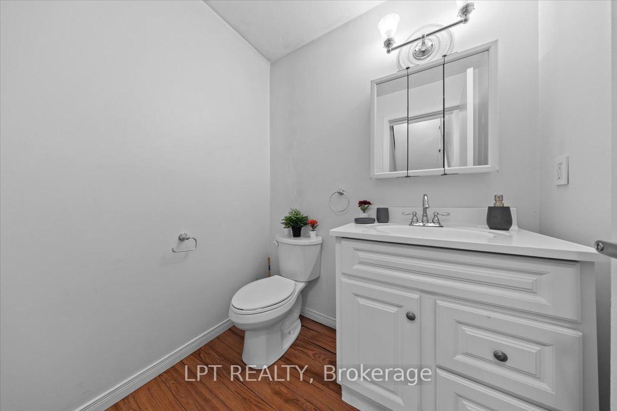 Photo 6 of Unit F, 9F Banner Road, Ottawa, Sheahan Estates/Trend Village — HOMEH