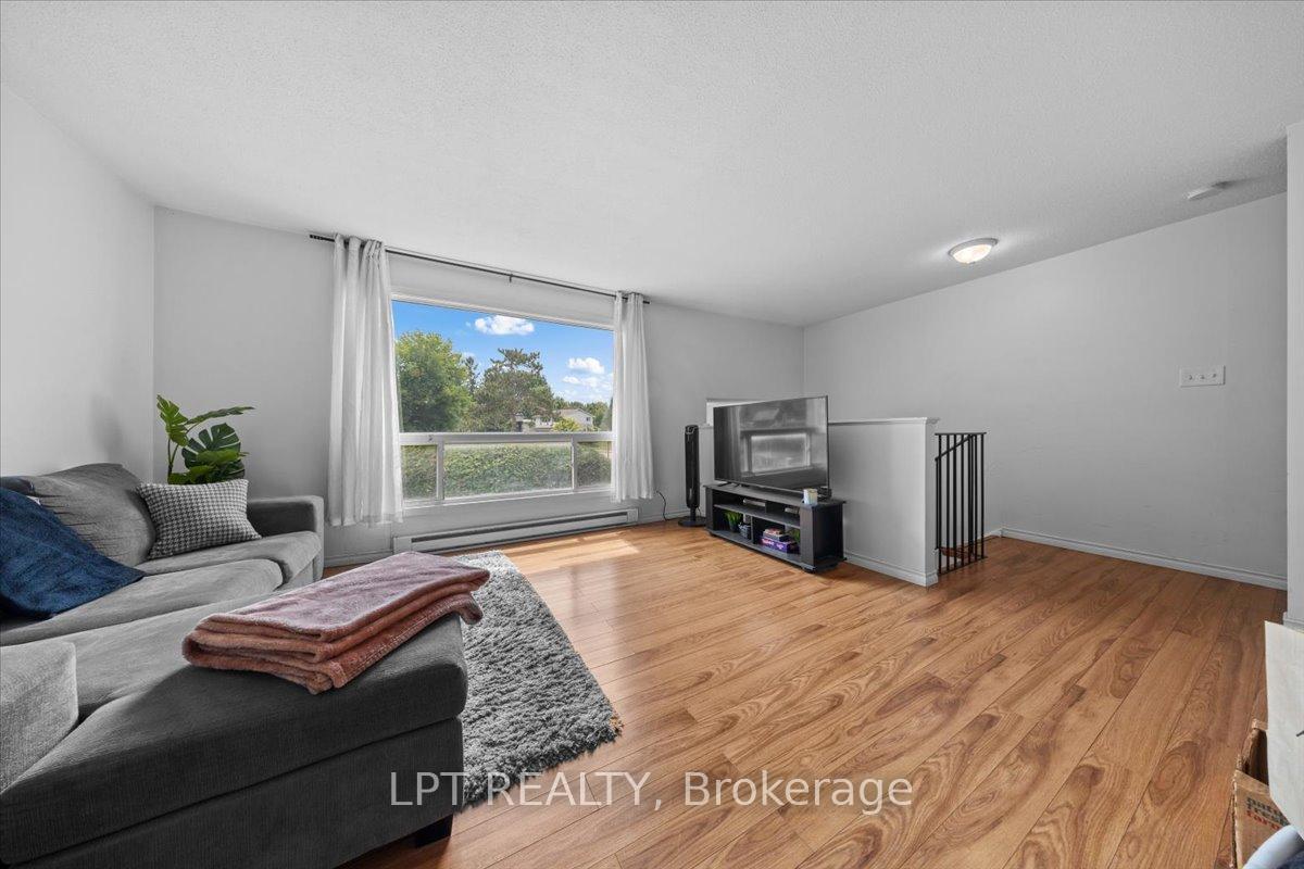 Photo 12 of Unit F, 9F Banner Road, Ottawa, Sheahan Estates/Trend Village — HOMEH