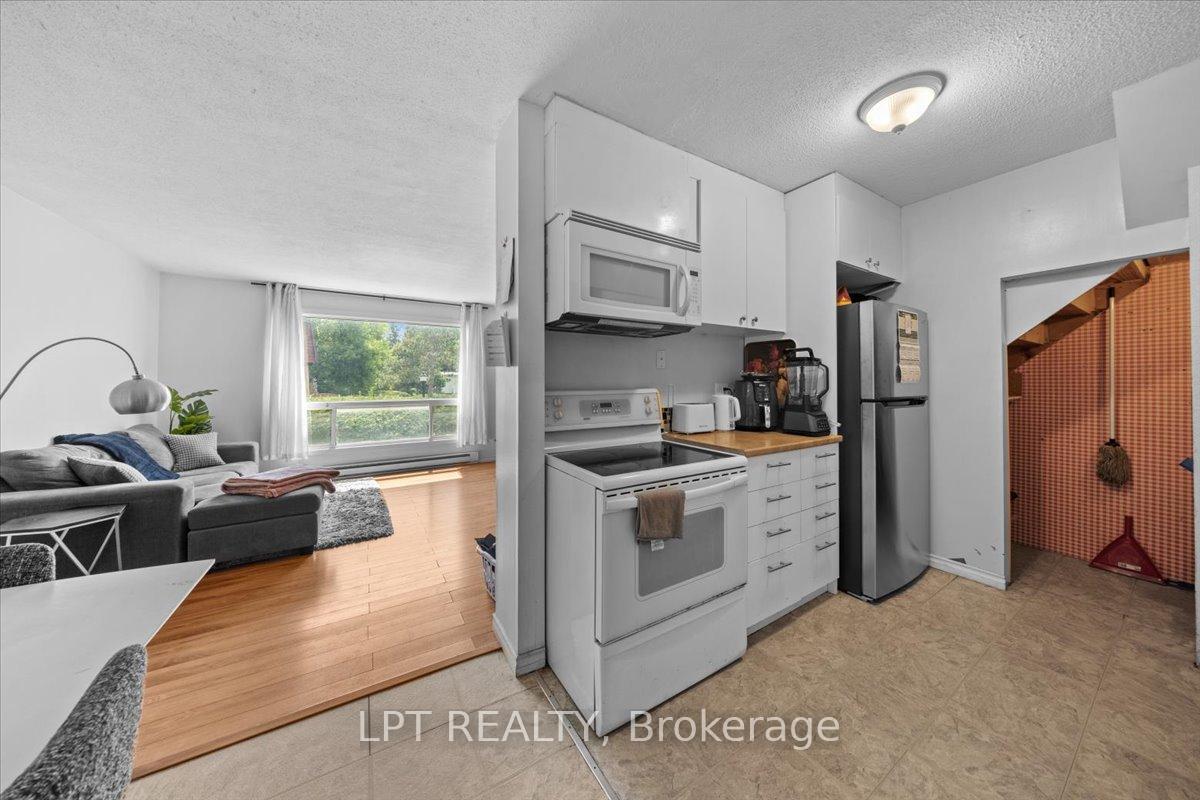 Photo 19 of Unit F, 9F Banner Road, Ottawa, Sheahan Estates/Trend Village — HOMEH