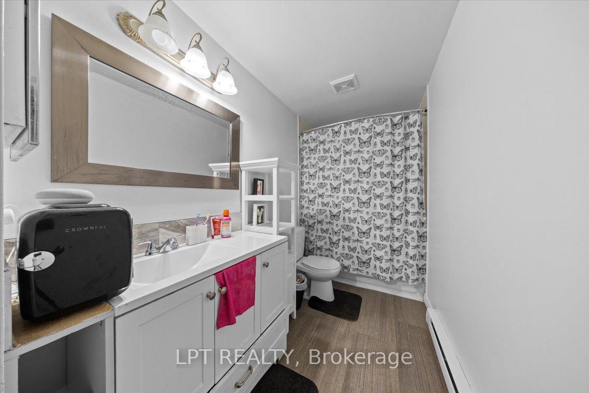 Photo 23 of Unit F, 9F Banner Road, Ottawa, Sheahan Estates/Trend Village — HOMEH
