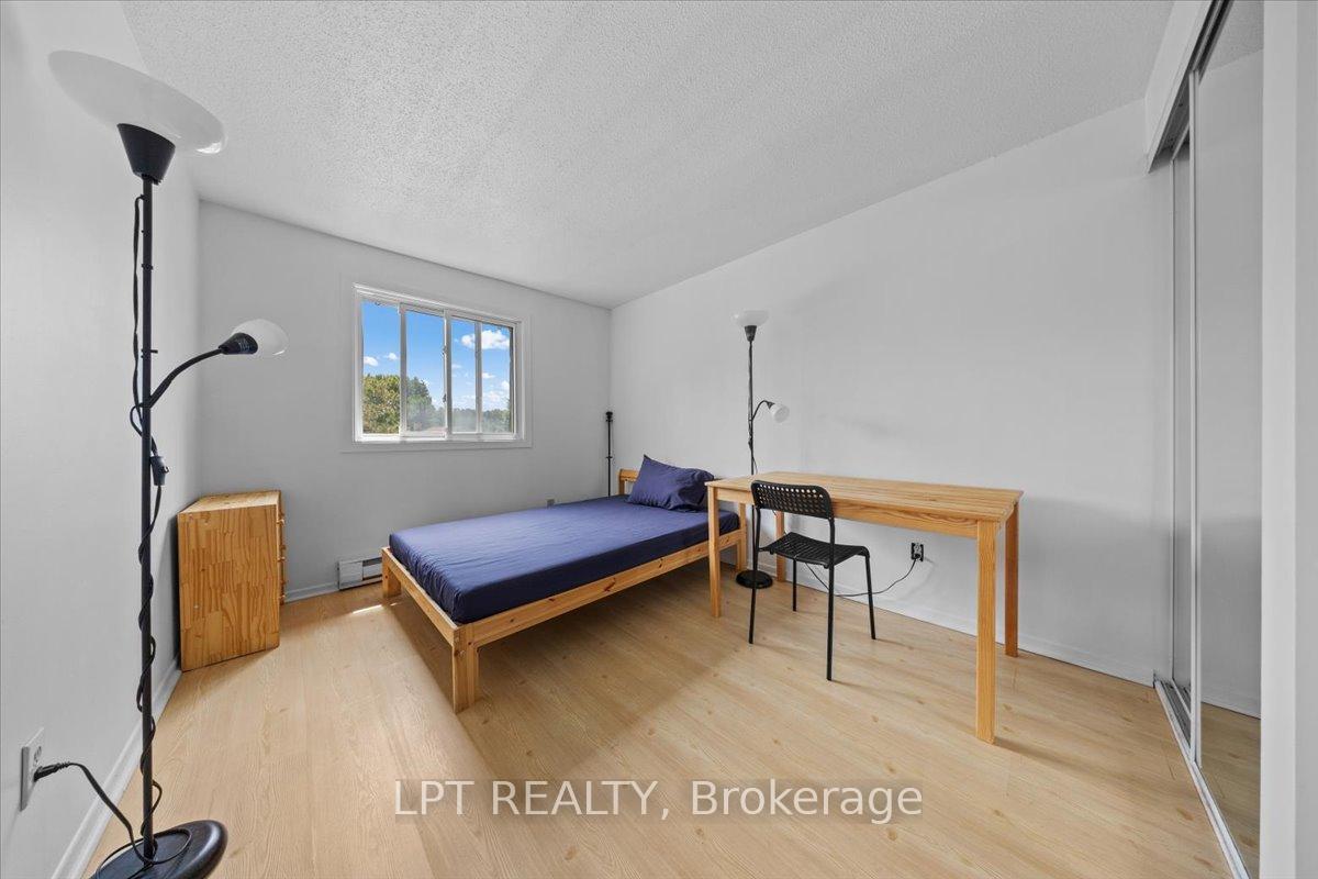 Photo 24 of Unit F, 9F Banner Road, Ottawa, Sheahan Estates/Trend Village — HOMEH