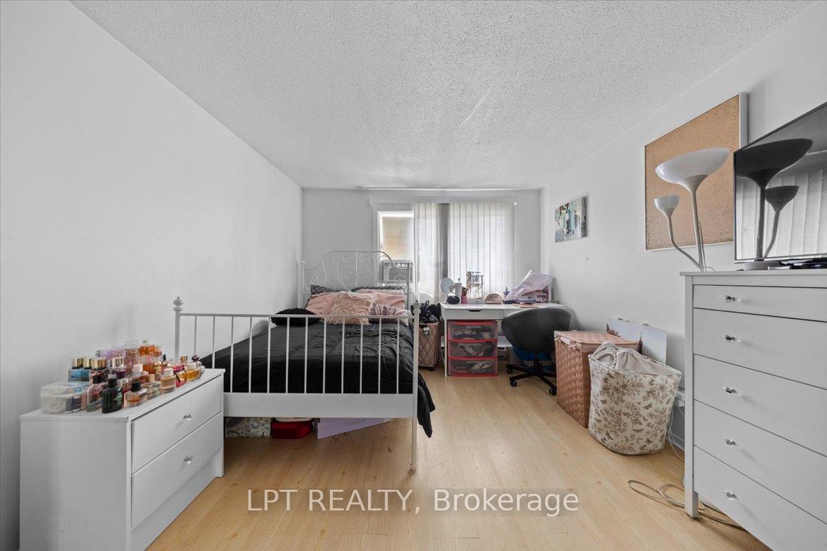 Photo 27 of Unit F, 9F Banner Road, Ottawa, Sheahan Estates/Trend Village — HOMEH