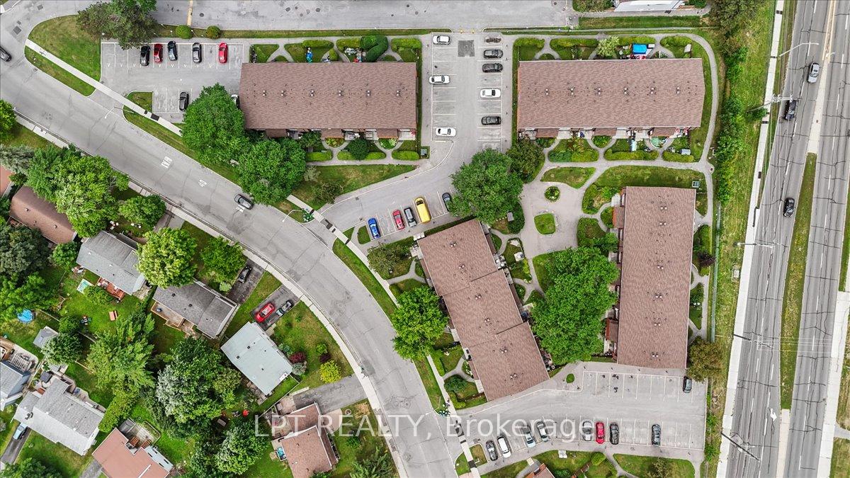 Photo 34 of Unit F, 9F Banner Road, Ottawa, Sheahan Estates/Trend Village — HOMEH