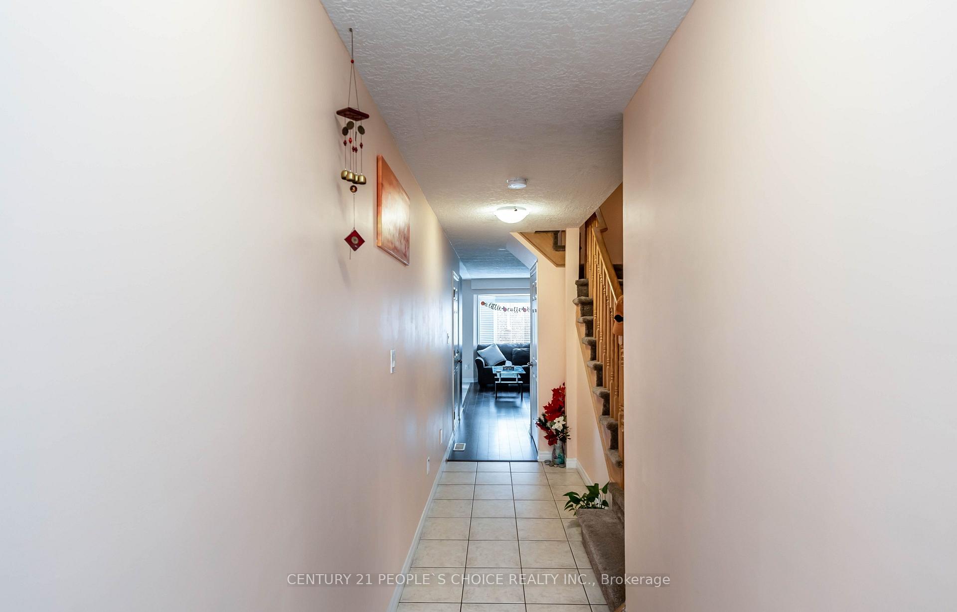 Photo 6 of Unit 7, 1540 Upper Gage Avenue, Hamilton, Eleanor — HOMEH