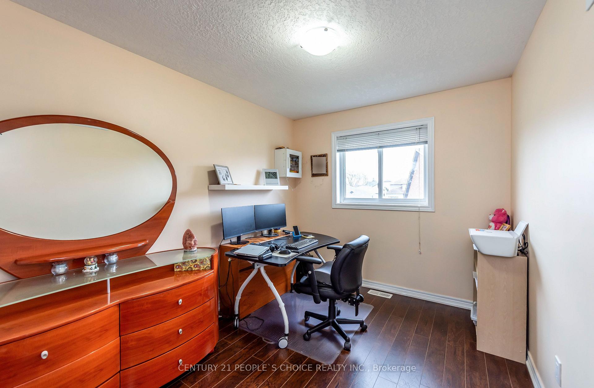 Photo 22 of Unit 7, 1540 Upper Gage Avenue, Hamilton, Eleanor — HOMEH