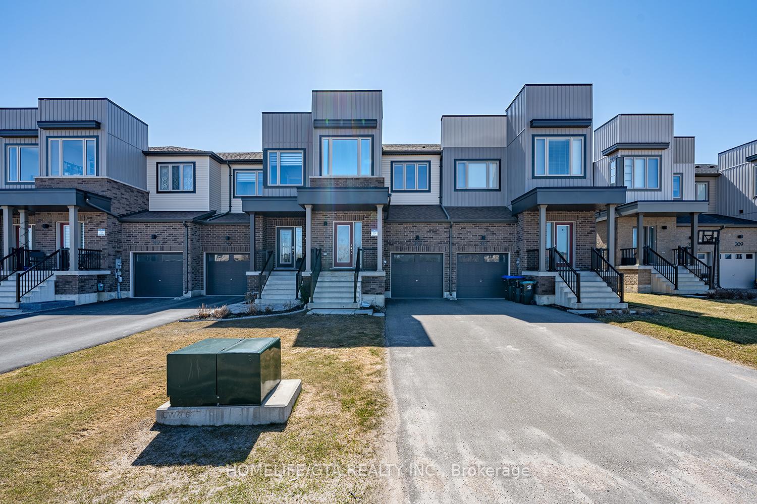 Photo 1 of 315 Atkinson Street, Clearview, Stayner — HOMEH